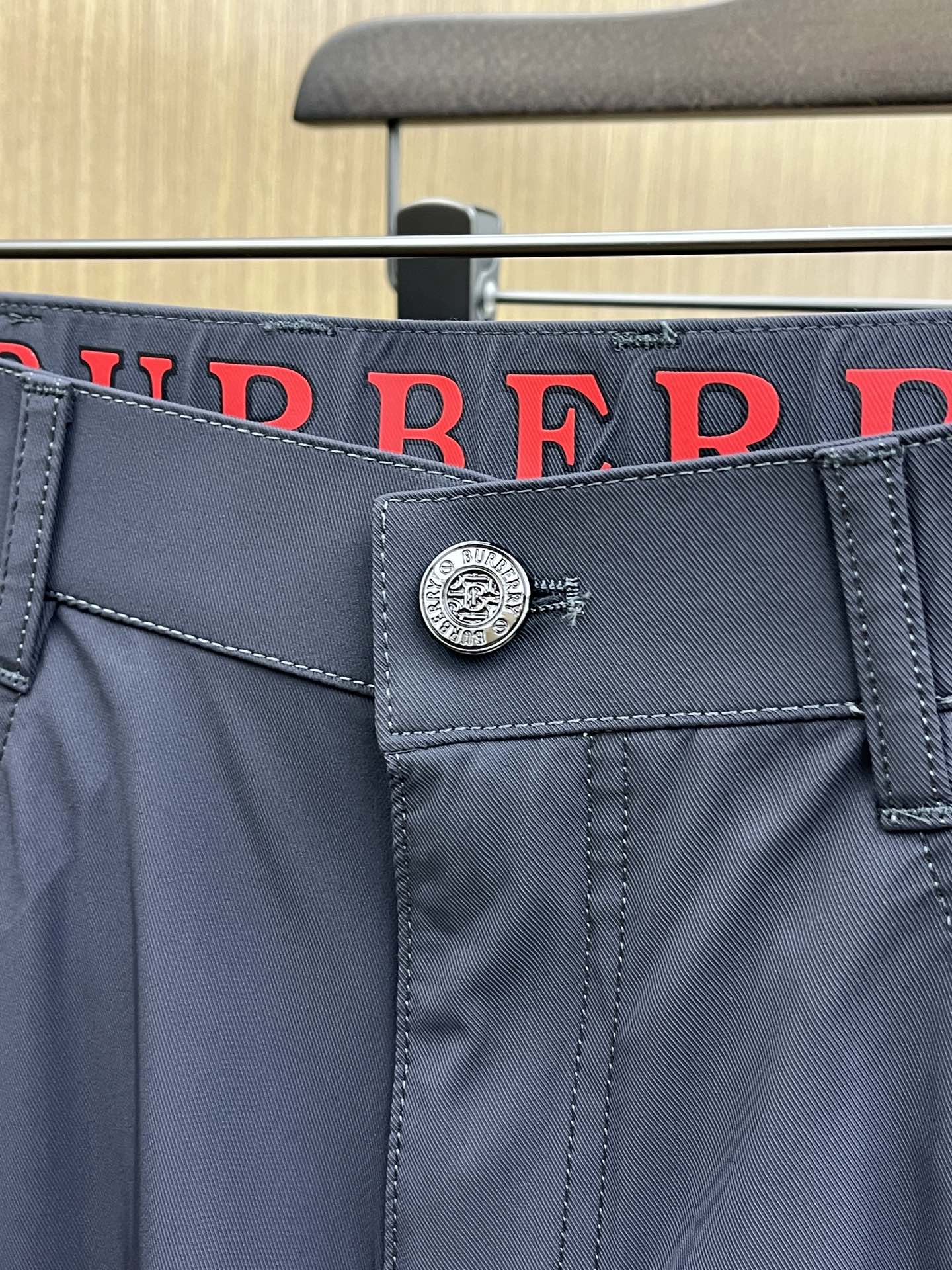 新品 BBR 🔥春夏新品休闲裤西裤，官网同步发售，裤身工艺设计，进口客供辅料、面料定制，代工厂出品免检！