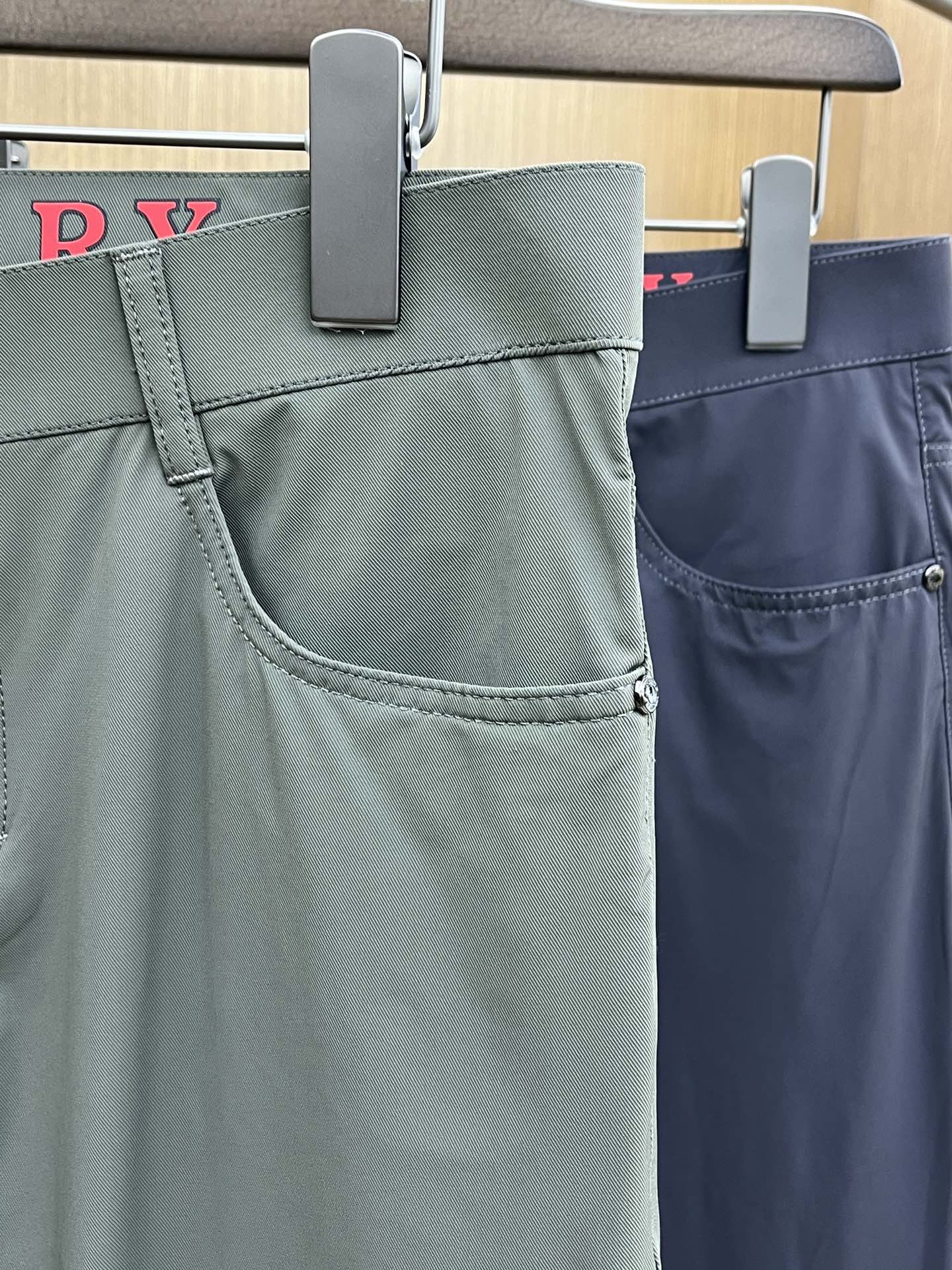 新品 BBR 🔥春夏新品休闲裤西裤，官网同步发售，裤身工艺设计，进口客供辅料、面料定制，代工厂出品免检！