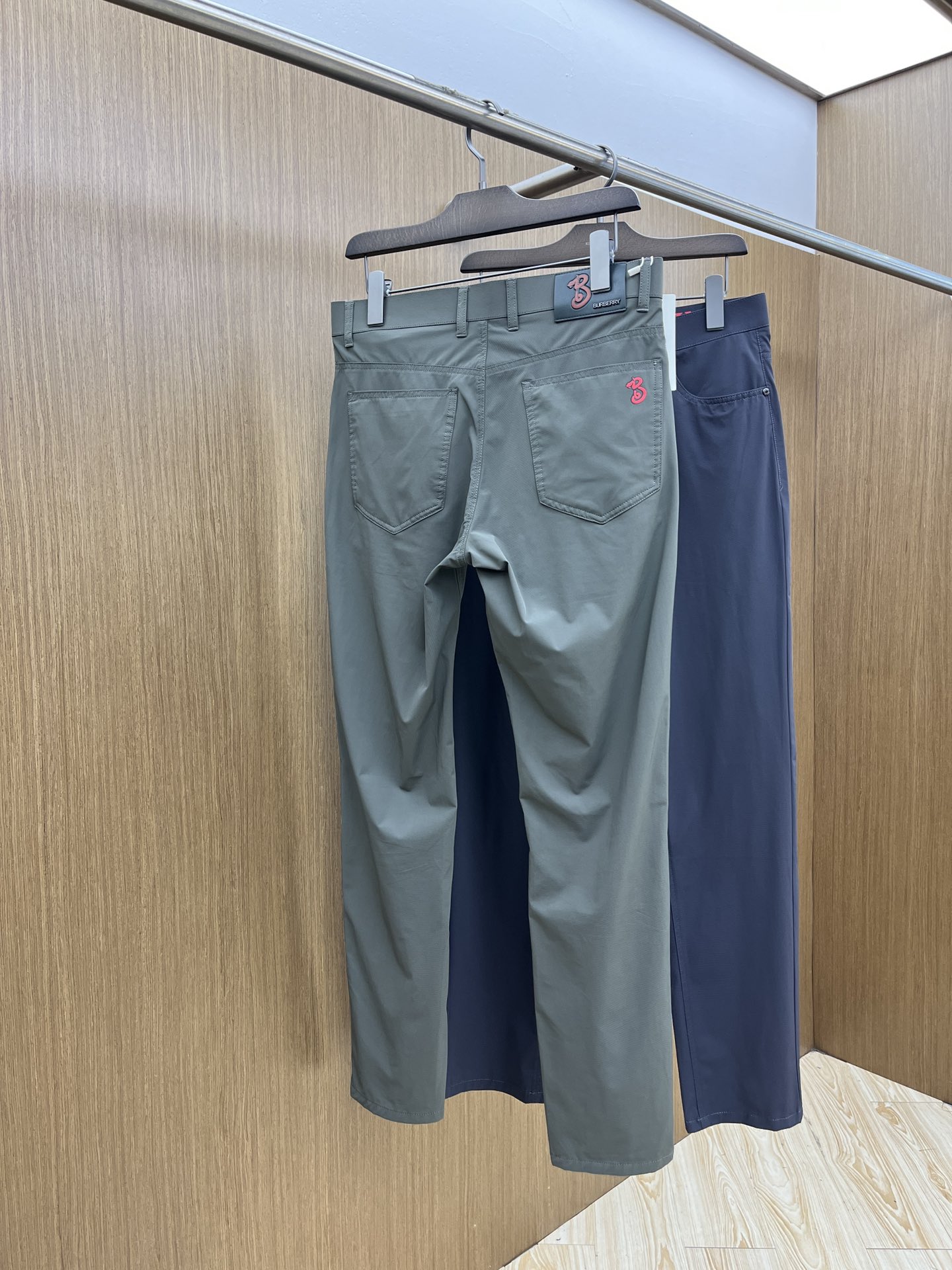 新品 BBR 🔥春夏新品休闲裤西裤，官网同步发售，裤身工艺设计，进口客供辅料、面料定制，代工厂出品免检！