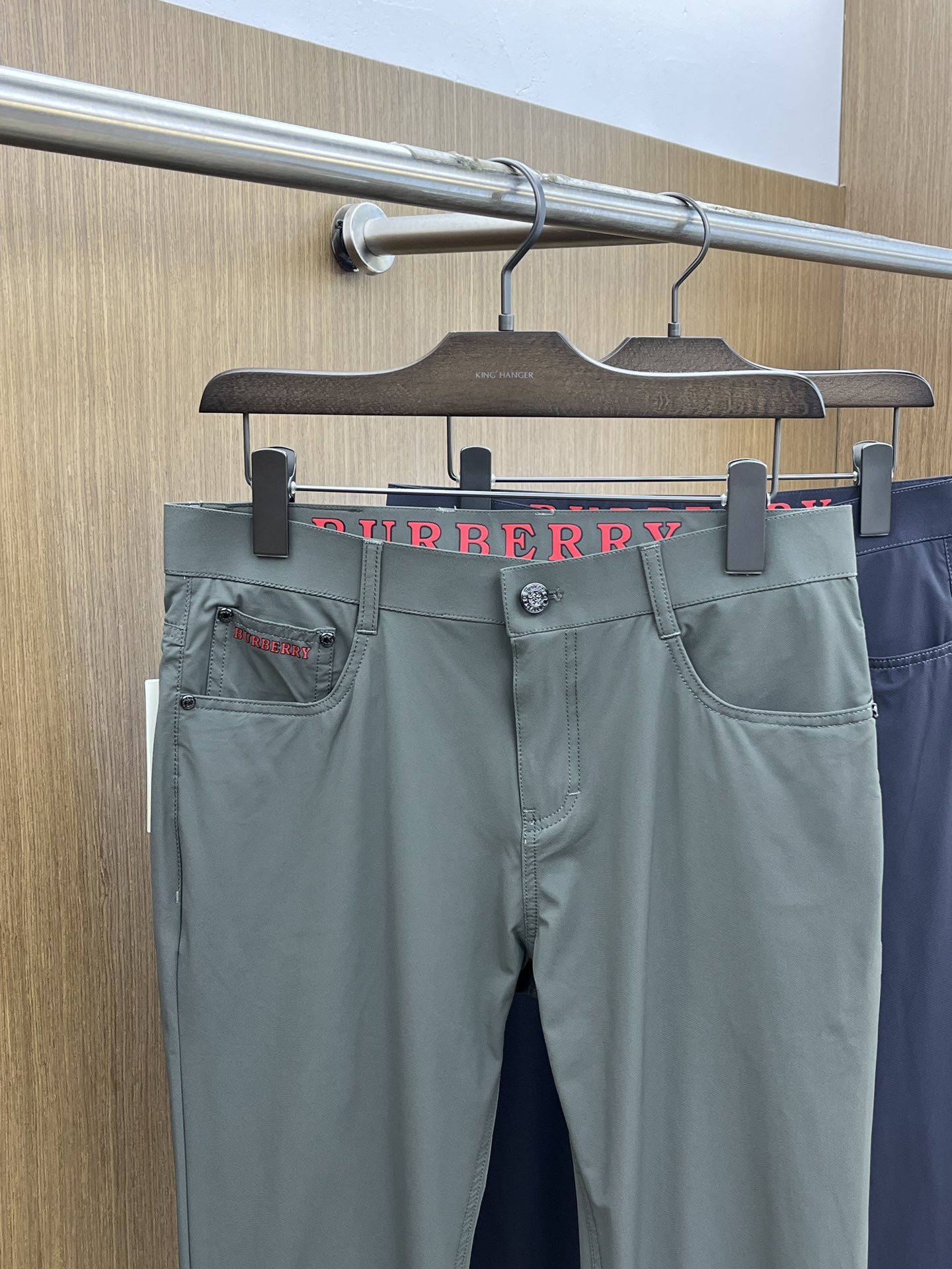 新品 BBR 🔥春夏新品休闲裤西裤，官网同步发售，裤身工艺设计，进口客供辅料、面料定制，代工厂出品免检！