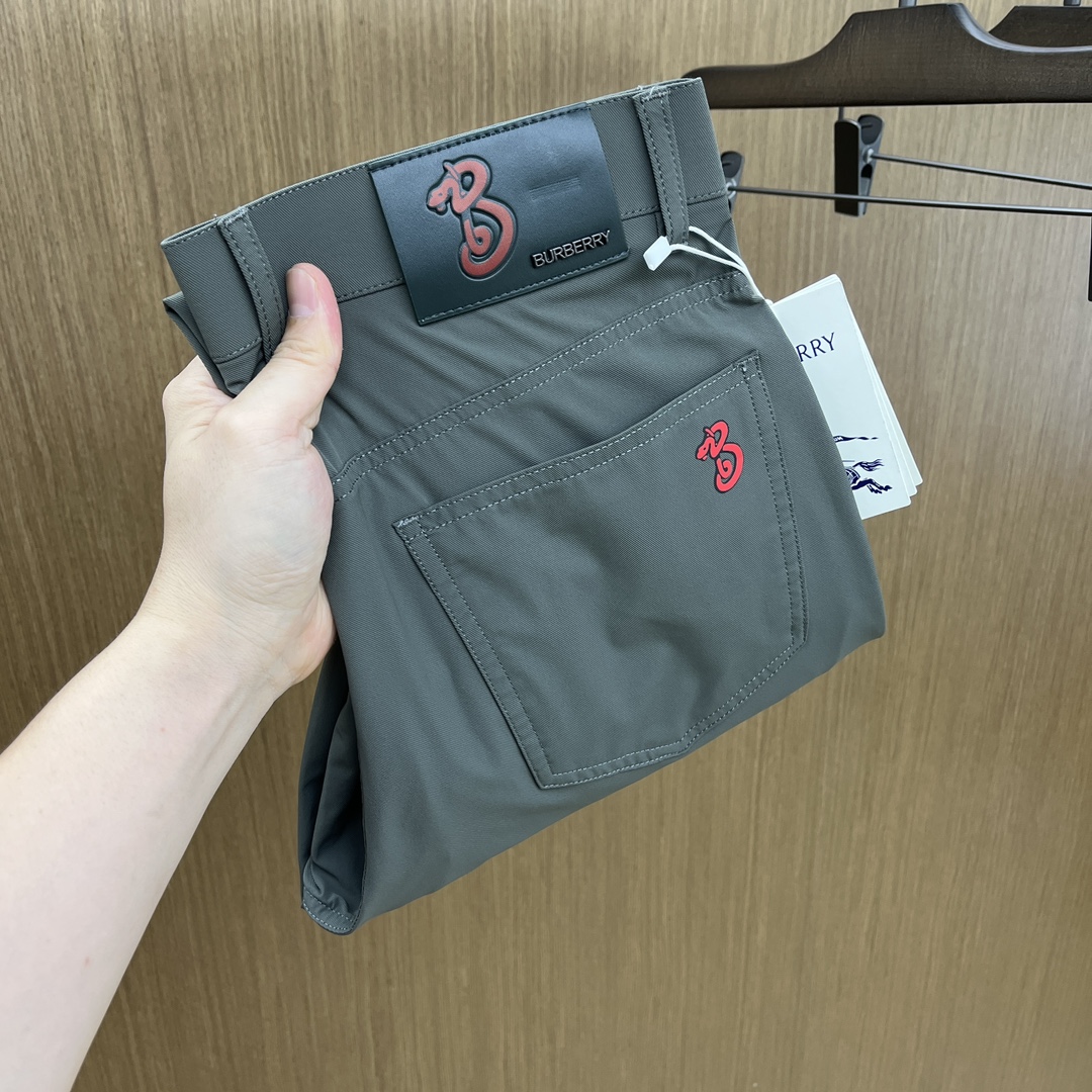 新品 BBR 🔥春夏新品休闲裤西裤，官网同步发售，裤身工艺设计，进口客供辅料、面料定制，代工厂出品免检！