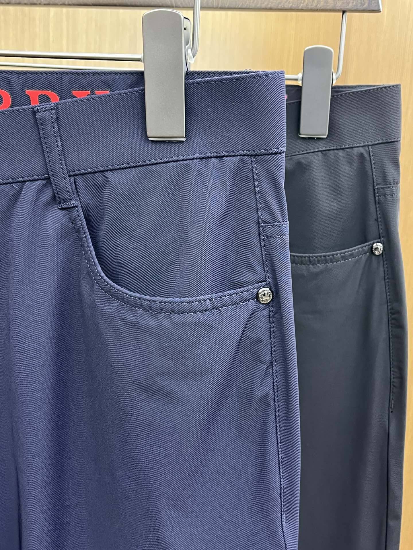 新品 BBR 🔥春夏新品休闲裤西裤，官网同步发售，裤身工艺设计，进口客供辅料、面料定制，代工厂出品免检！