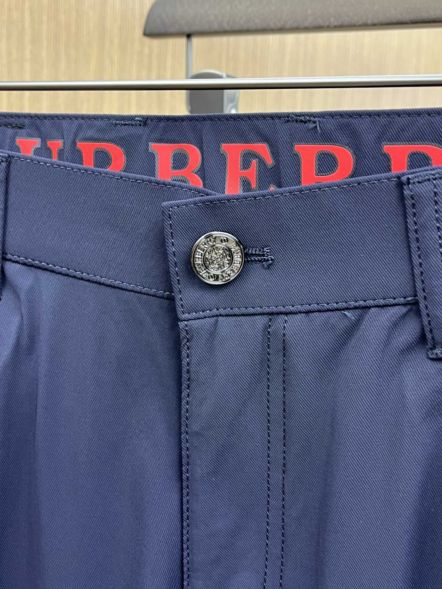 新品 BBR 🔥春夏新品休闲裤西裤，官网同步发售，裤身工艺设计，进口客供辅料、面料定制，代工厂出品免检！