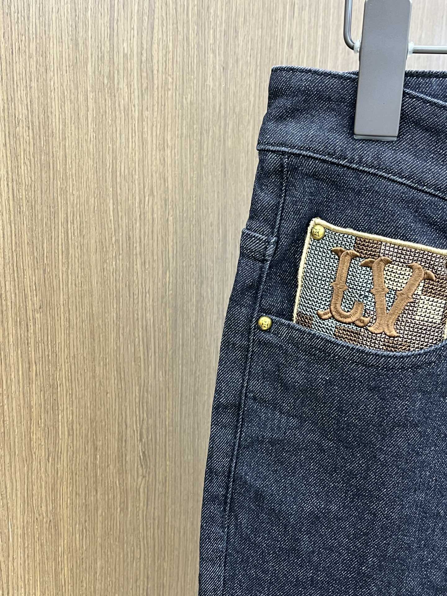 调价 新款 LV 🔥🔥高端定制、2025早春最新款牛仔裤 柜台同步发售 原版定制复刻 客供五金辅料 原单