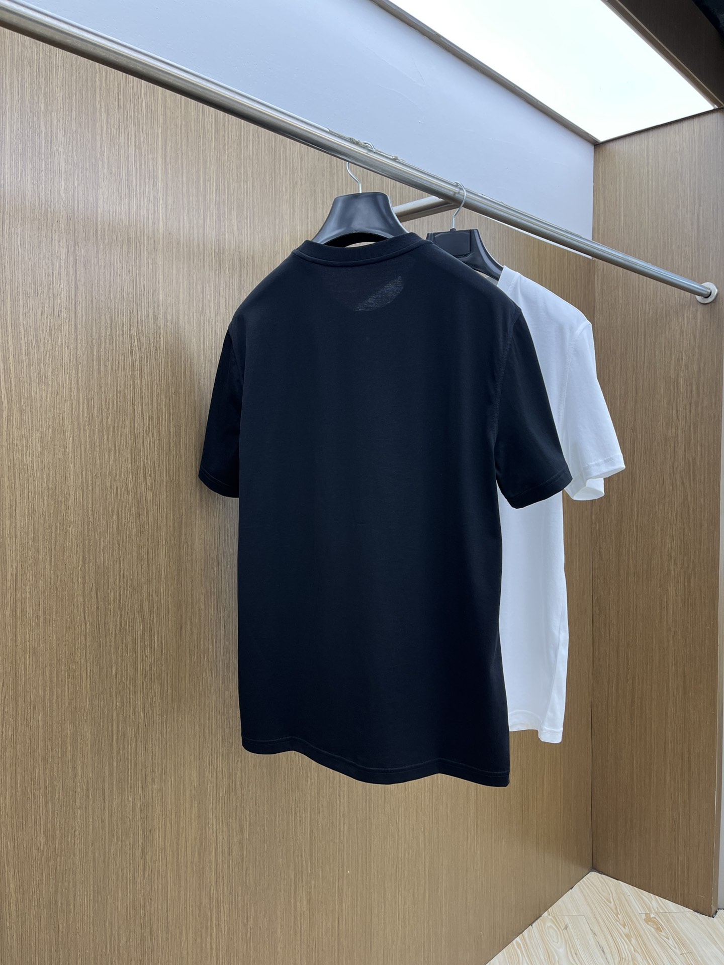 新品 BBR 🔥SS官网新款标识细节棉质T恤衫。订织全棉面料质感好，面料舒适亲肤 超级舒适 a60值得推