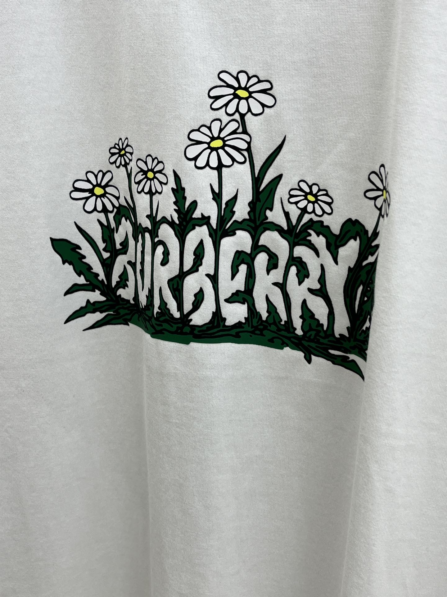 新品 BBR 🔥SS官网新款标识细节棉质T恤衫。订织全棉面料质感好，面料舒适亲肤 超级舒适 a60值得推