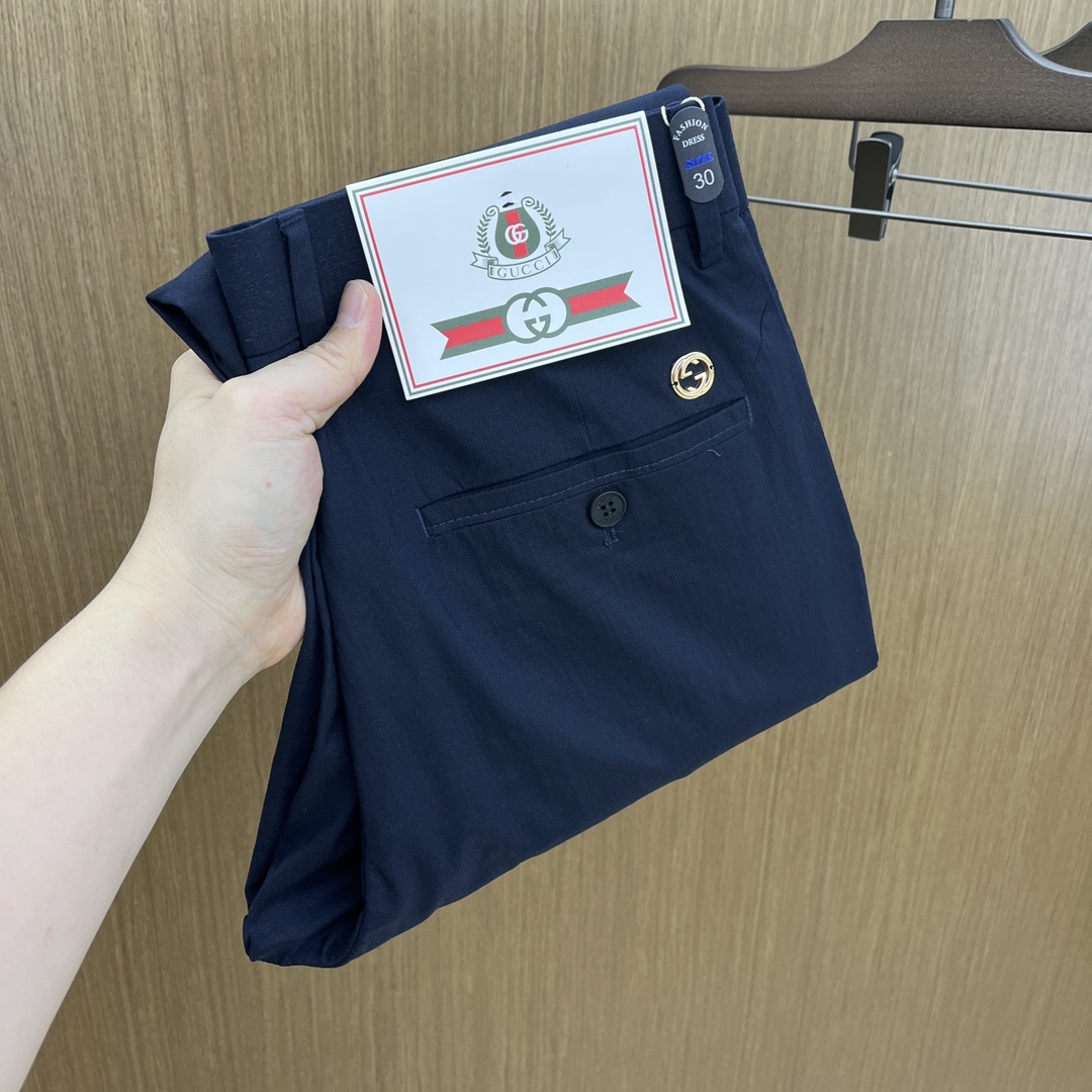 NO:481417,New Guc 1955ss Spring and Summer New Products, available on the official website simultaneously, men's high-end business casual trousers, high-end imported fabric, with elasticity, silicone letter pressing on the back, five combinations, that is, classic and fashionable, combined tailor, unrestrained feeling of upper body effect, comfortable and breathable fax number 30-4037,,gucci,alexander wang19860909新款 Guc 1955ss春夏新品,官网同步有售,男士高端商务休闲西裤,高端进口面料,带弹力,后面采用硅胶字母压胶,五搭配,即经典又时尚,合体裁缝,上身效果无约束感 ,舒适透气fax 码数30-4037,,gucci,alexander wang,Men's clothing