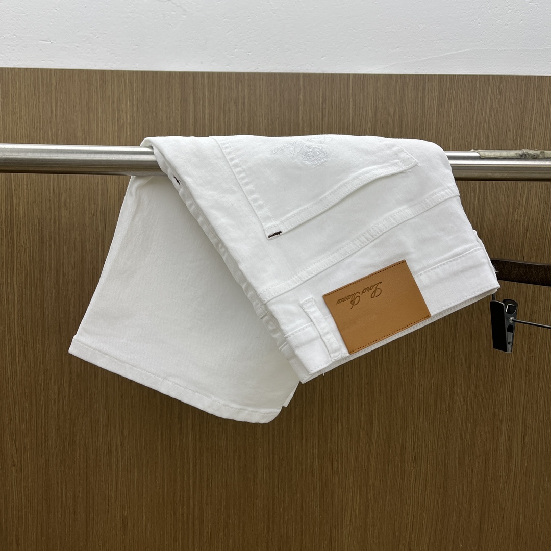 NO:427719,New model LP high-end custom quality 25SS spring and summer latest original single casual denim shorts available at the counter, original customized reproduction, customer-supplied hardware and accessories, original single quality imported denim fabric heavy-duty washing, fine workmanship and fine line, excellent upper body, preferred single product A60 SIZE:29-36 without 35,,loro piana, shorts,alexander wang19860909新款 LP高端定制品质 25SS春夏最新款原单休闲牛仔短裤 柜台同步发售 原版定制复刻 客供五金辅料 原单品质 进口牛仔面料重工洗水 做工走线精细 上身绝佳,优选单品A60 SIZE:29-36无35,,loro piana,shorts,alexander wang,Men's clothing