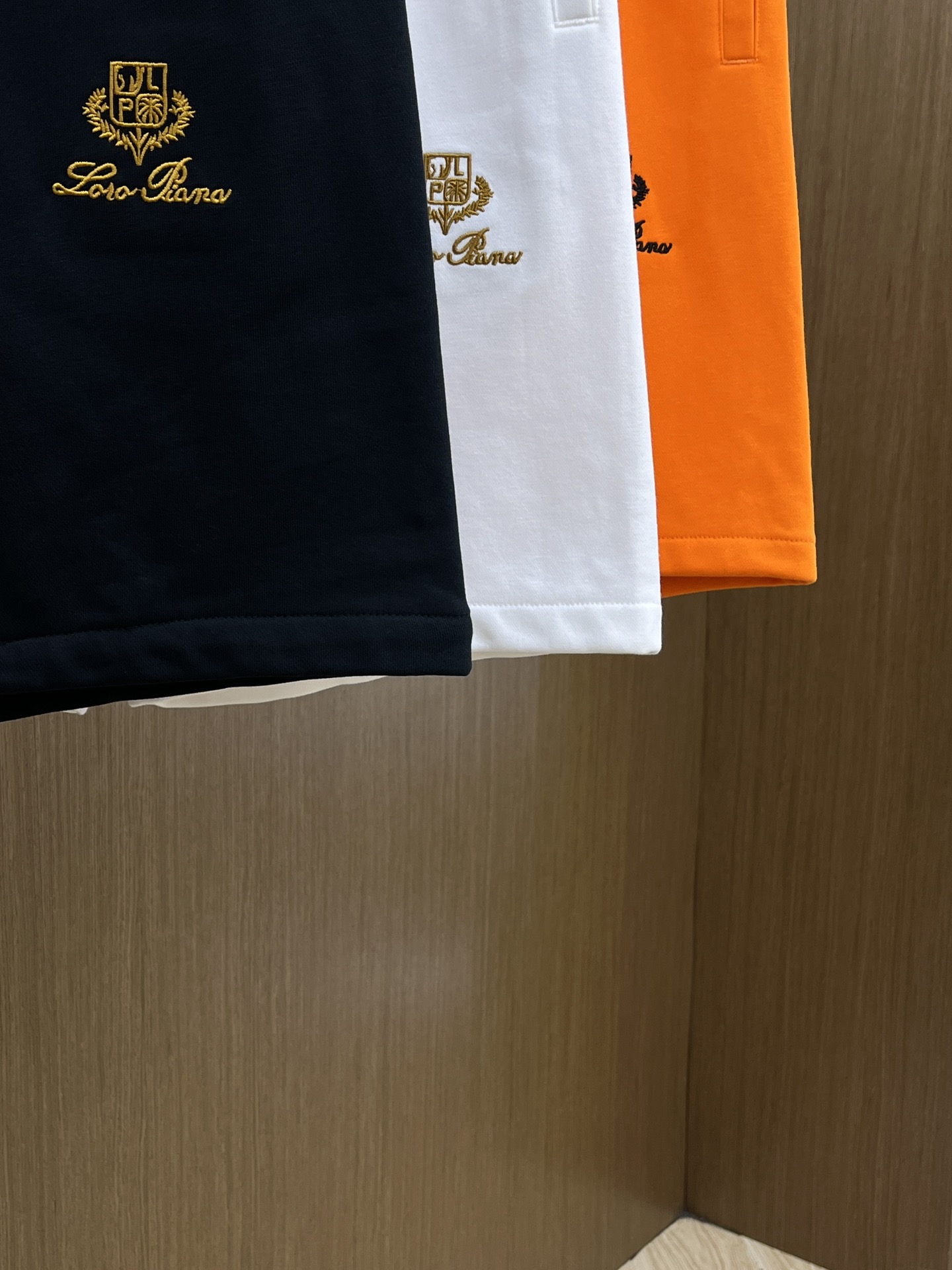 新品 lP🆕 🔥Ss春夏新款独家专供新款休闲短裤🩳高端版本 定制面料 透气舒适度高，细节无可挑剔，品牌元