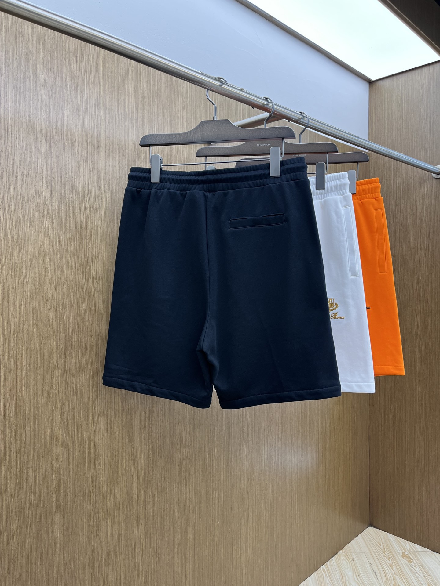 新品 lP🆕 🔥Ss春夏新款独家专供新款休闲短裤🩳高端版本 定制面料 透气舒适度高，细节无可挑剔，品牌元