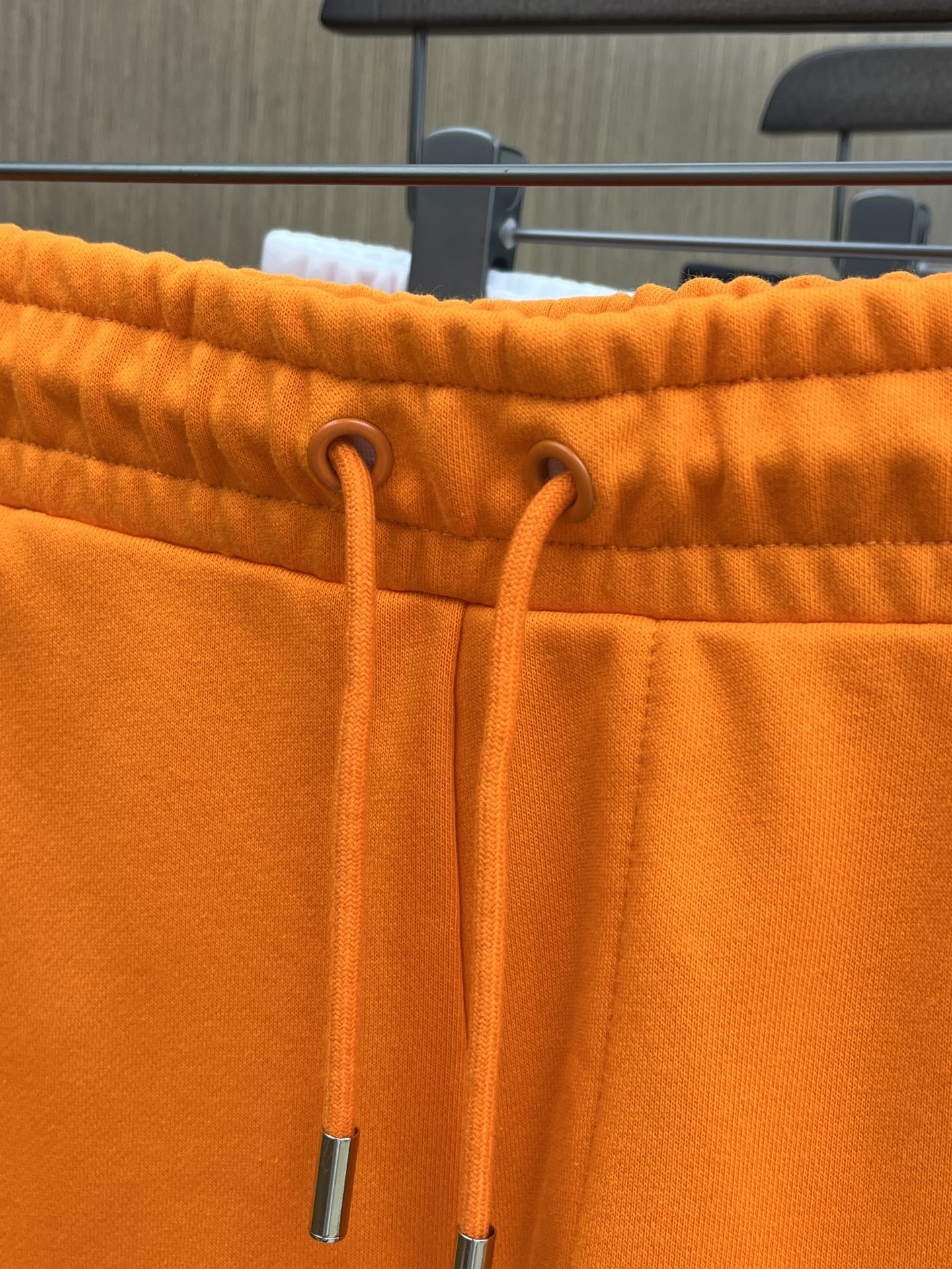 新品 lP🆕 🔥Ss春夏新款独家专供新款休闲短裤🩳高端版本 定制面料 透气舒适度高，细节无可挑剔，品牌元