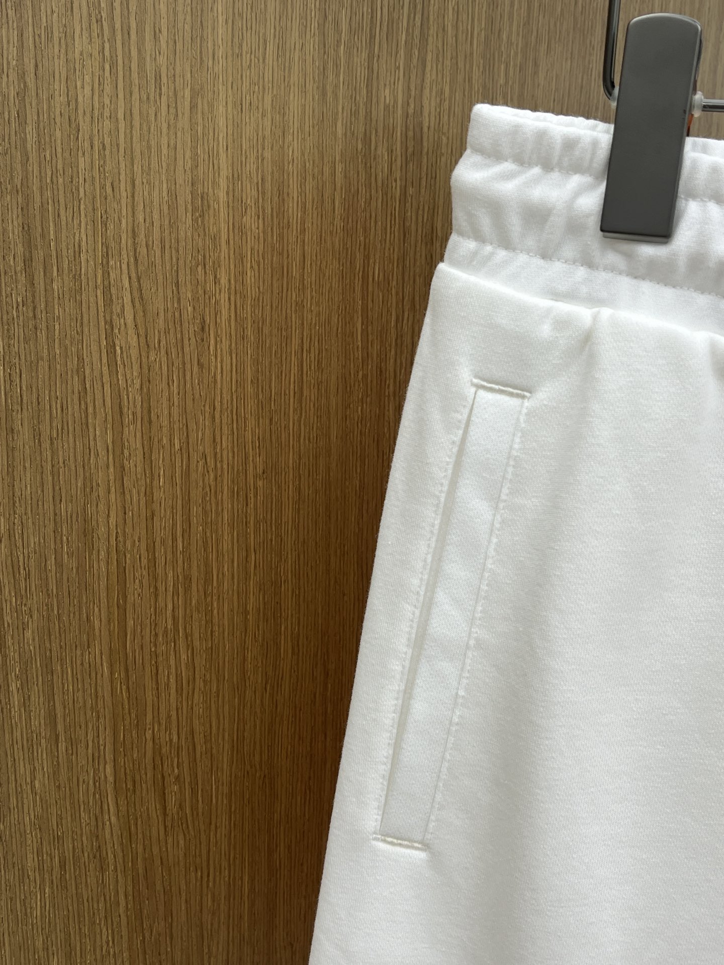 新品 lP🆕 🔥Ss春夏新款独家专供新款休闲短裤🩳高端版本 定制面料 透气舒适度高，细节无可挑剔，品牌元