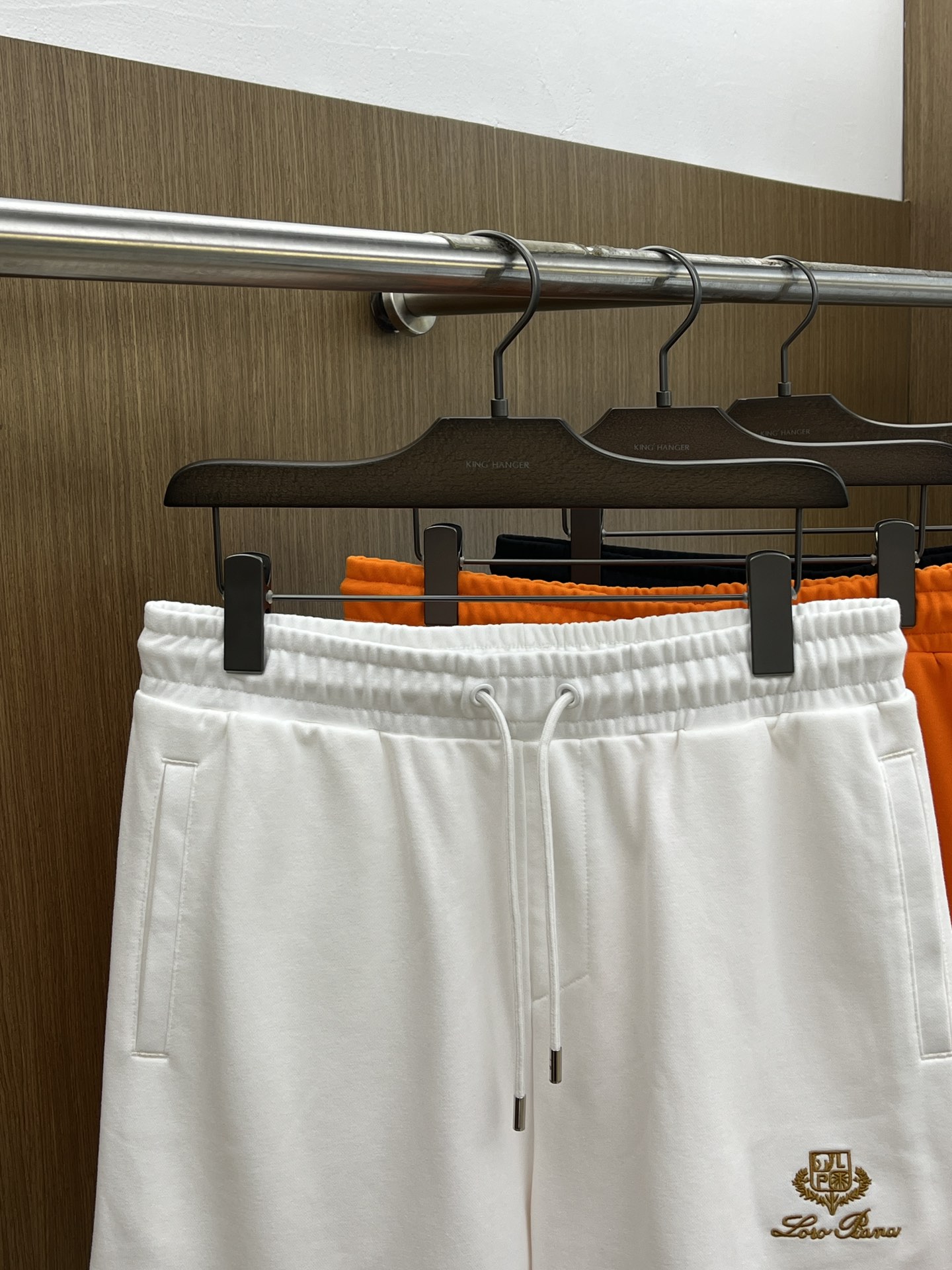 新品 lP🆕 🔥Ss春夏新款独家专供新款休闲短裤🩳高端版本 定制面料 透气舒适度高，细节无可挑剔，品牌元