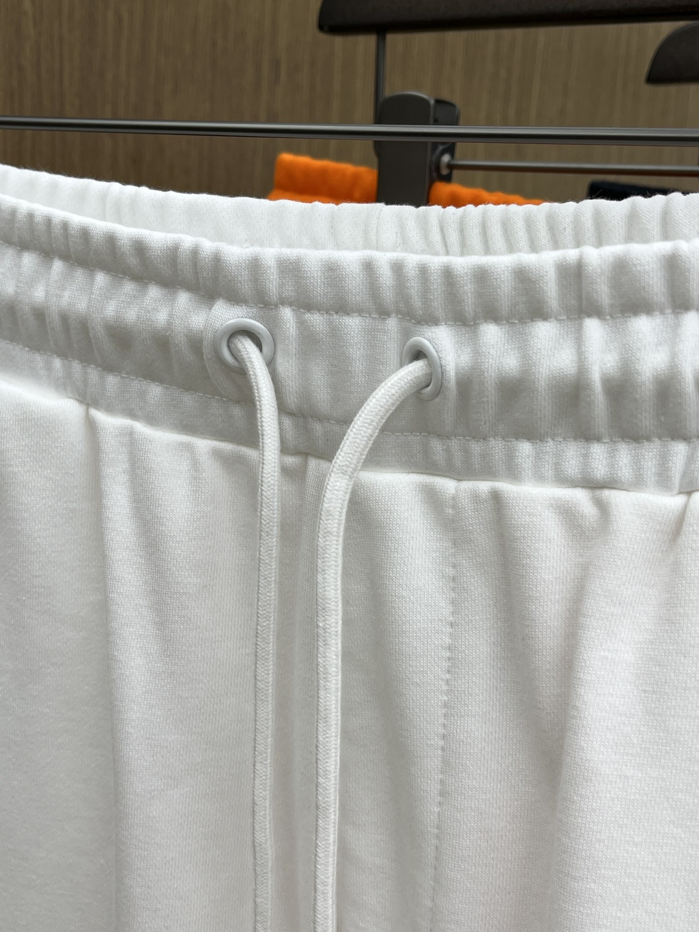 新品 lP🆕 🔥Ss春夏新款独家专供新款休闲短裤🩳高端版本 定制面料 透气舒适度高，细节无可挑剔，品牌元