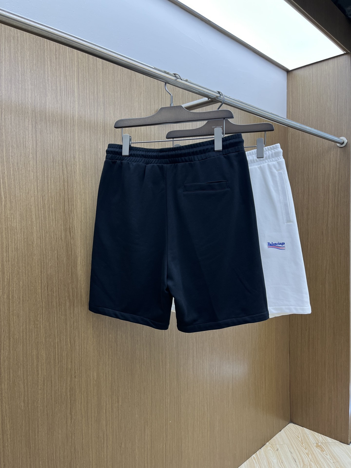 新品 BBG 🔥Ss春夏新款独家专供新款休闲短裤🩳高端版本 定制面料 透气舒适度高，细节无可挑剔，品牌元