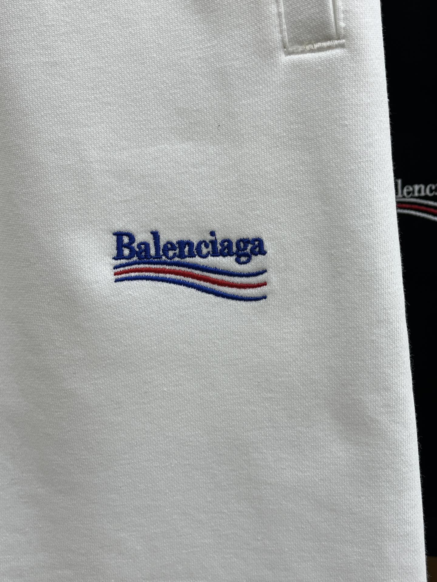 新品 BBG 🔥Ss春夏新款独家专供新款休闲短裤🩳高端版本 定制面料 透气舒适度高，细节无可挑剔，品牌元