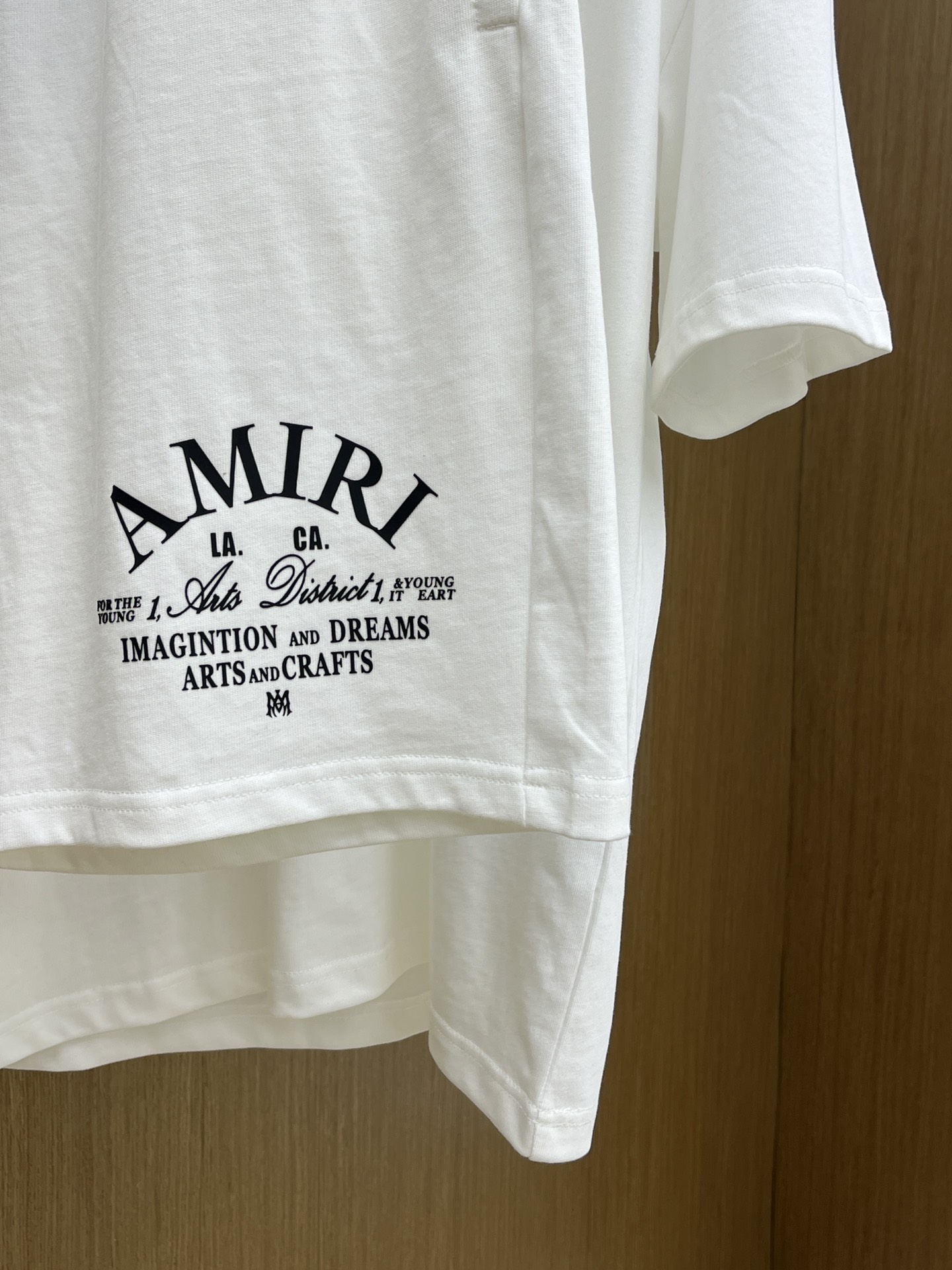 新款/套 AMIRI 🔥🔥春夏最新款休闲短裤短袖套装，男女款👫 贸易公司渠道稀出，同步官网发售！基本每一