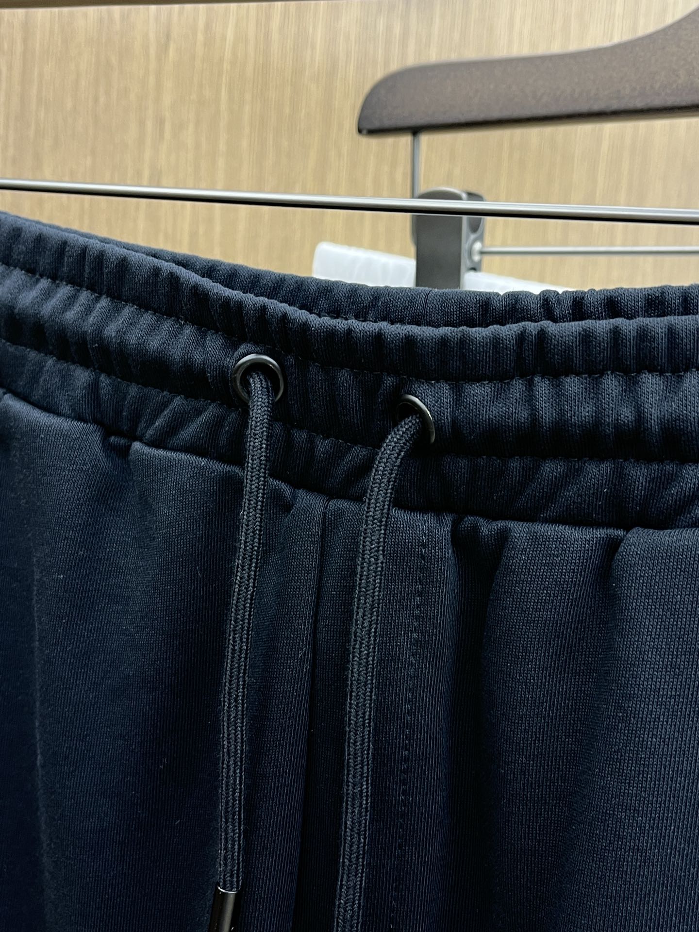 新品 PD 🔥Ss春夏新款独家专供新款休闲短裤🩳高端版本 定制面料 透气舒适度高，细节无可挑剔，品牌元素