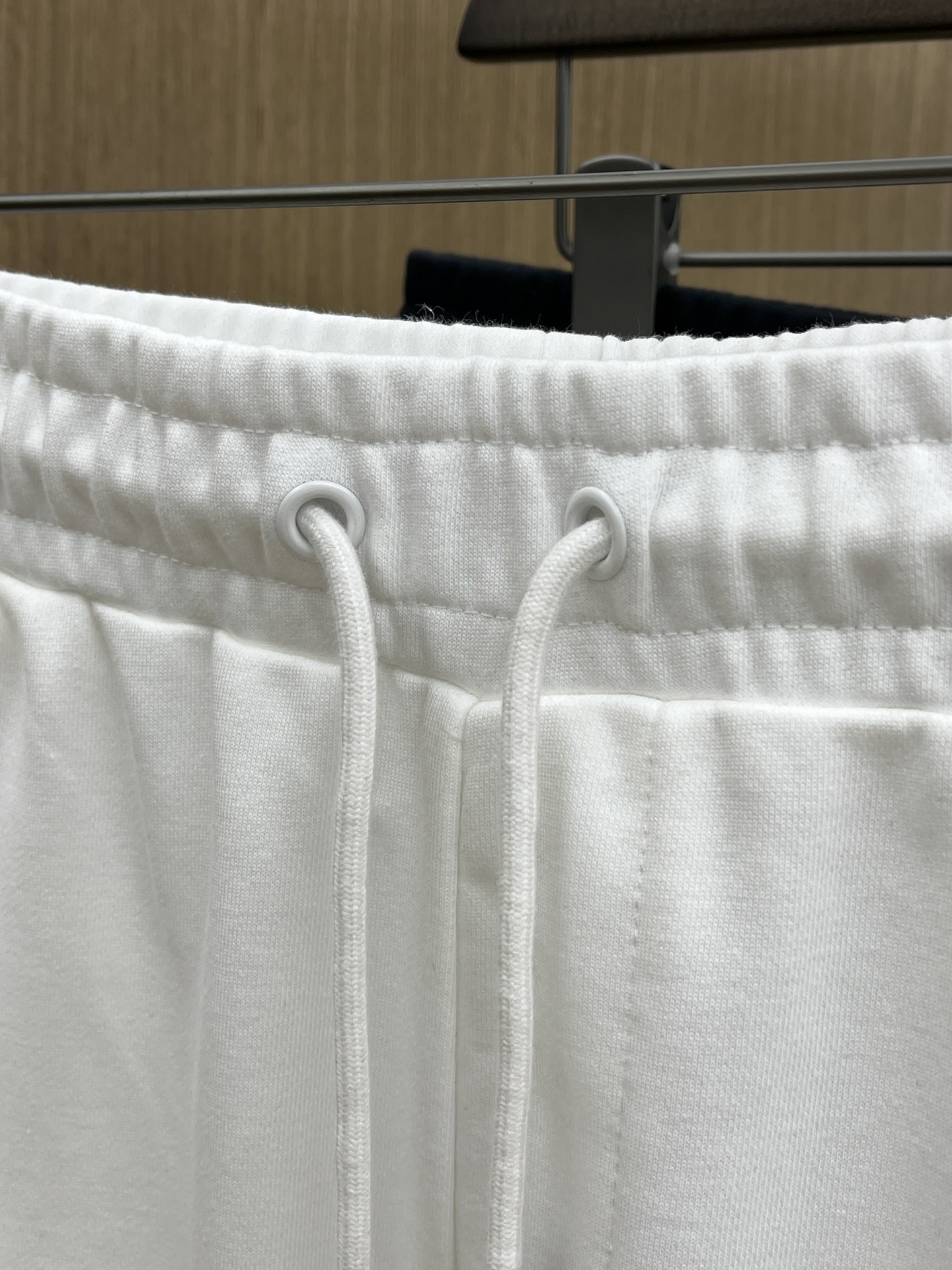 新品 PD 🔥Ss春夏新款独家专供新款休闲短裤🩳高端版本 定制面料 透气舒适度高，细节无可挑剔，品牌元素