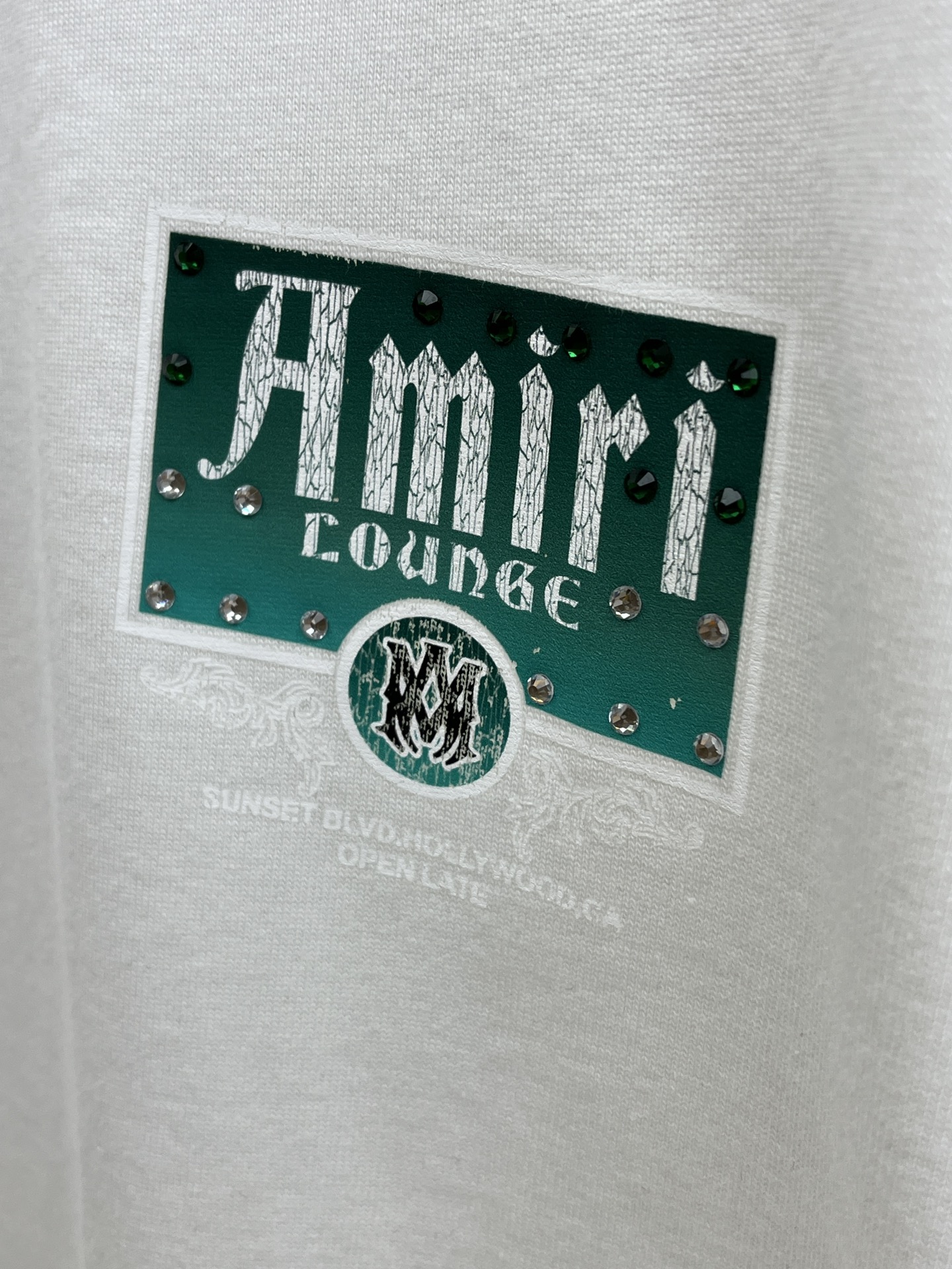 新款/套 ANIRI 🔥🔥春夏最新款休闲短裤短袖套装，男女款👫 贸易公司渠道稀出，同步官网发售！基本每一