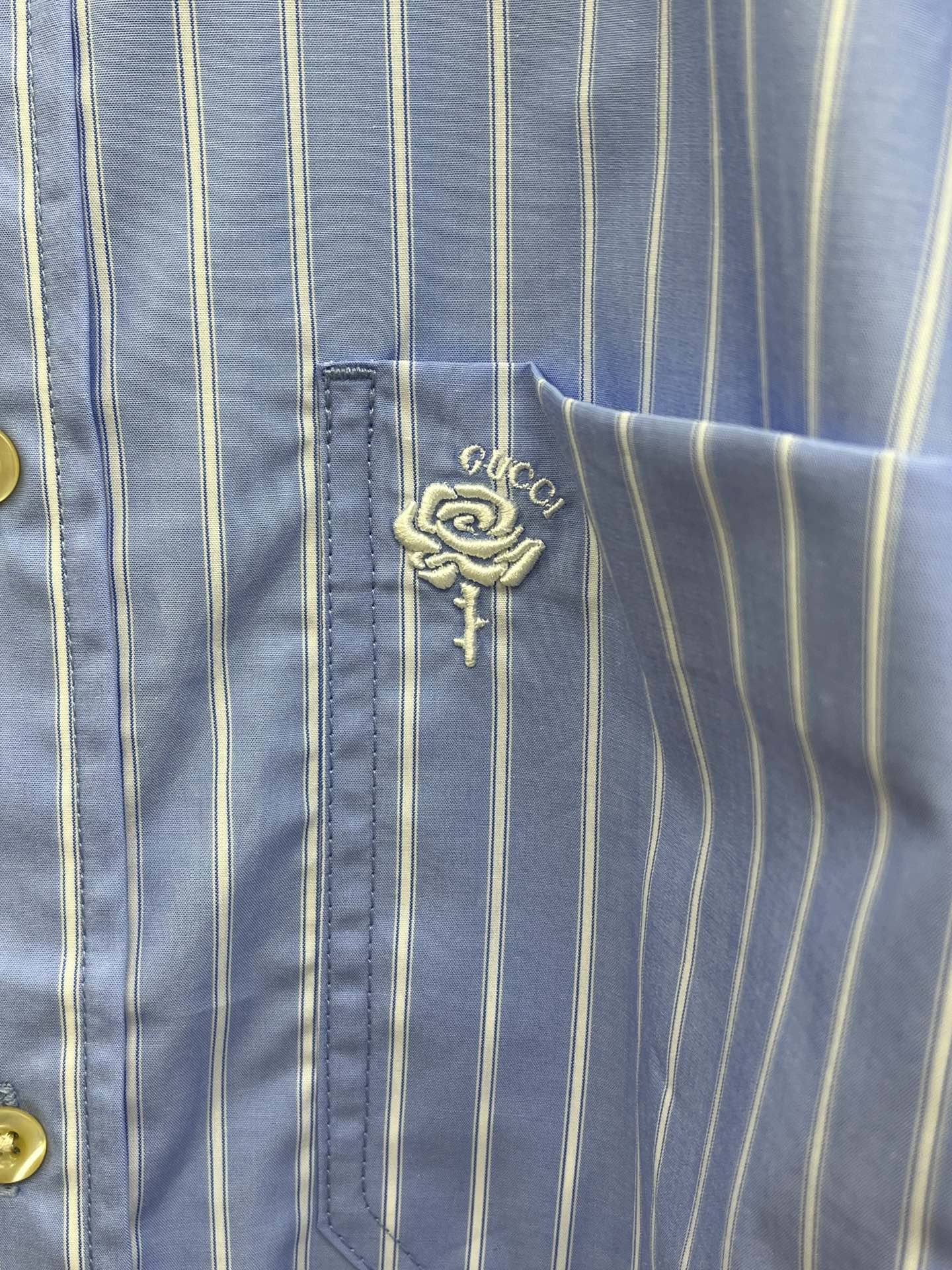 秋冬 Guc 🔥SS春夏新款时尚简约长袖衬衫，本款轻盈棉质衬衣采用全棉质地面料，经典简约设计搭配，清爽色