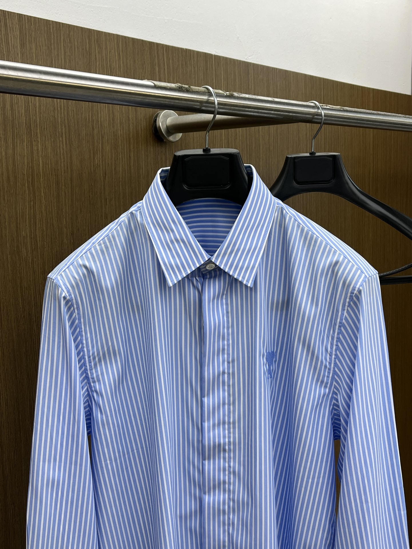 New P725 Ami 🔥🔥63SS Short Sleeve Shirt: Stylish, Comfortable, and Super Sweet Colors - 图片 2