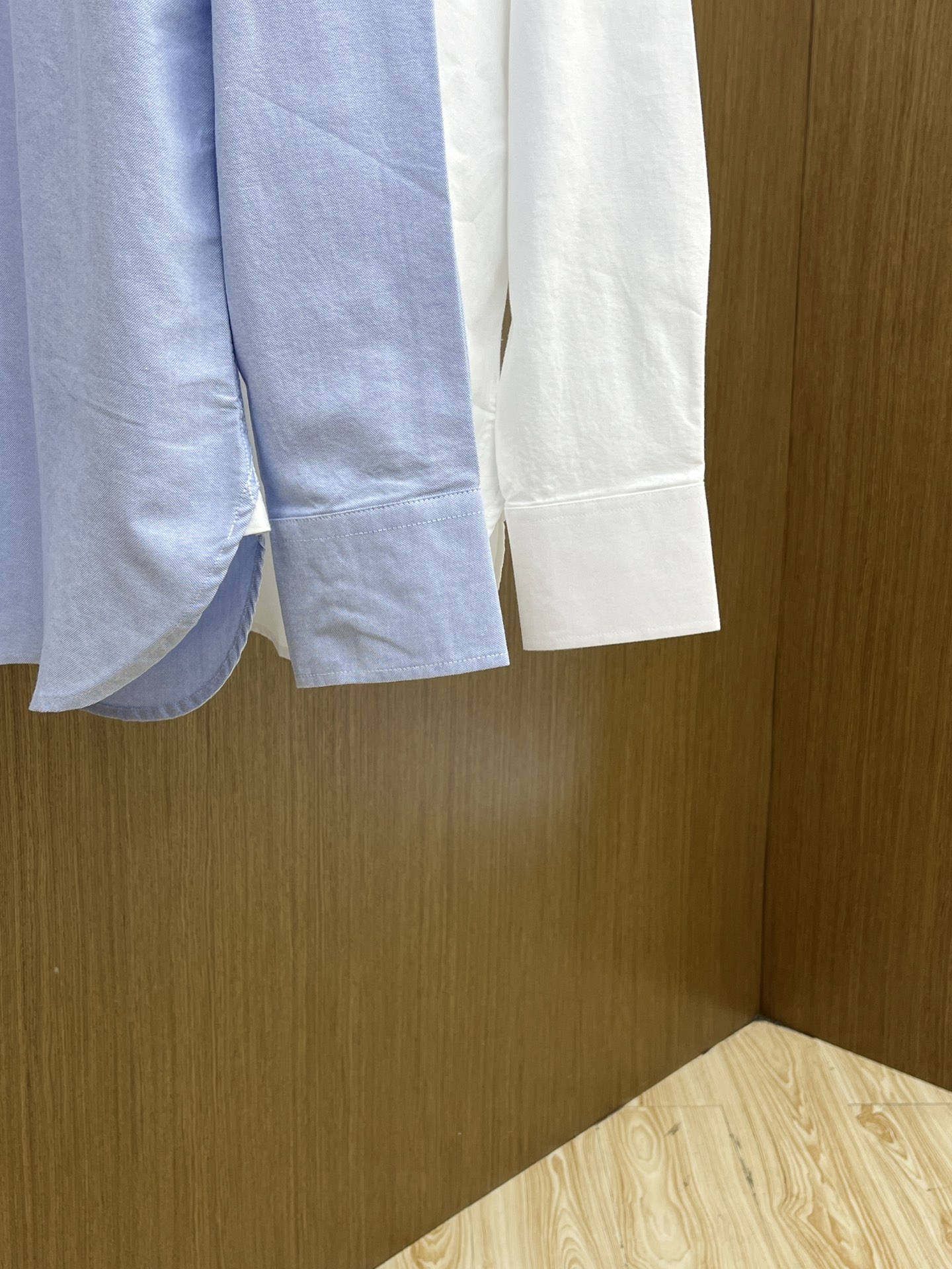 秋冬 ZZ 🔥SS春夏新款时尚简约长袖衬衫，本款轻盈棉质衬衣采用全棉牛津纺面料，经典简约设计搭配，清爽色