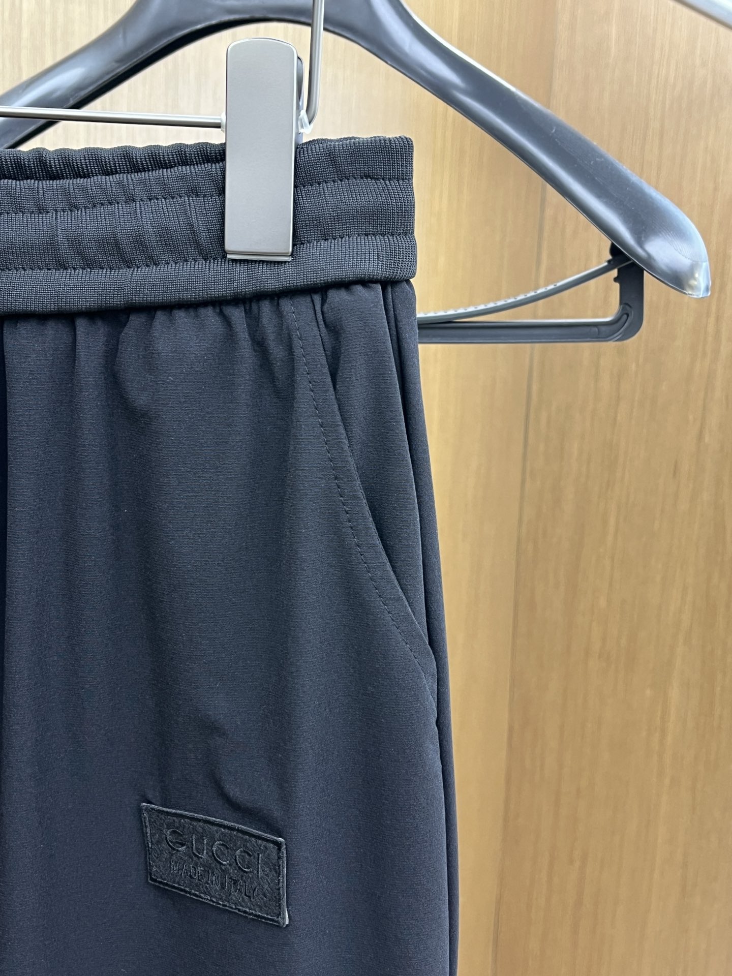 新品 Guc 🔥🔥春夏新品休闲裤，裤身工艺设计，进口客供辅料、面料定制，代工厂出品免检！每个细节做到极致