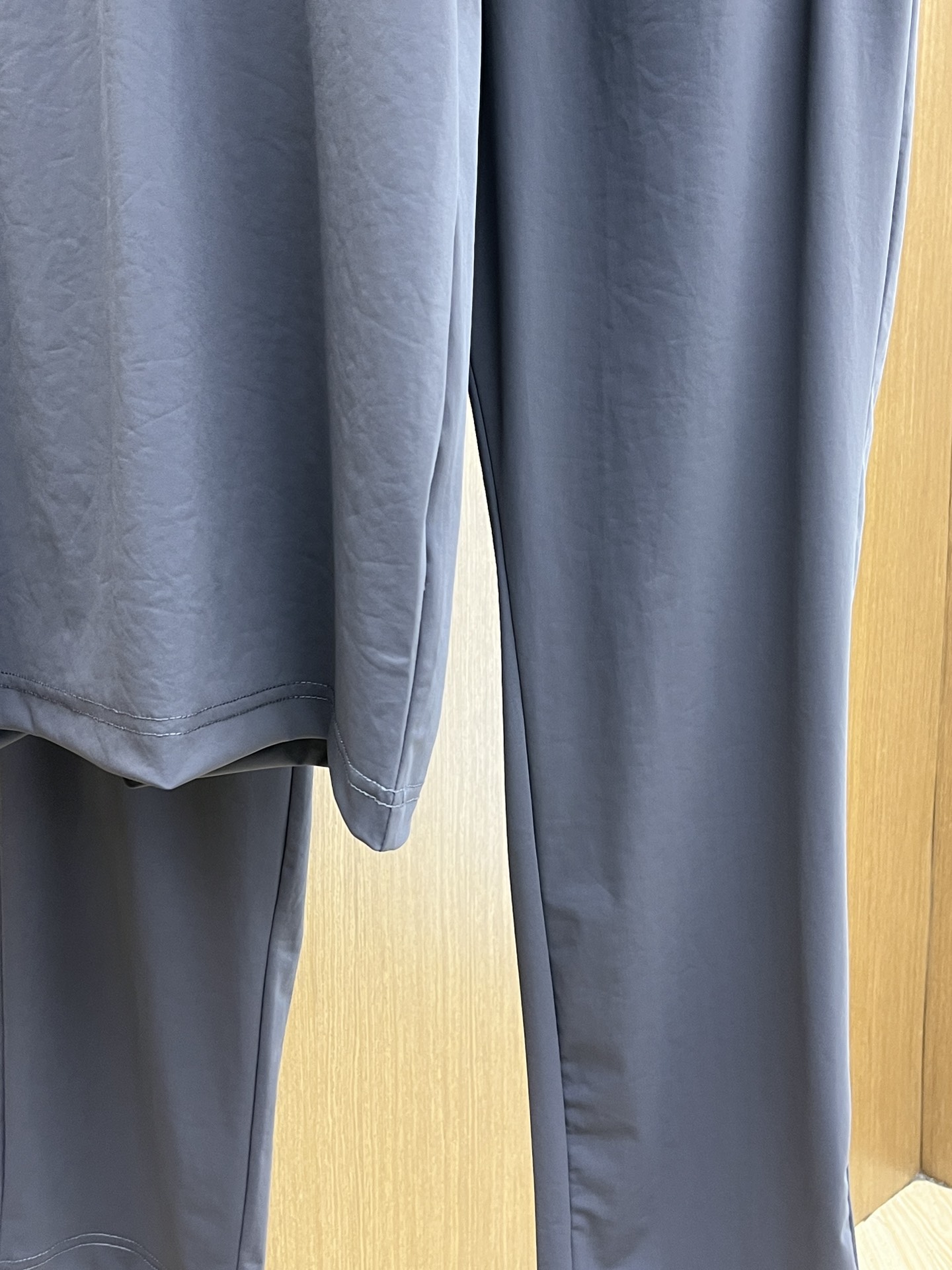 新款/套 Mon 🔥s春夏新品休闲套装 独家定制透气冰丝棉面料，明星最爱时装味休闲简单大方 刺绣织带设计