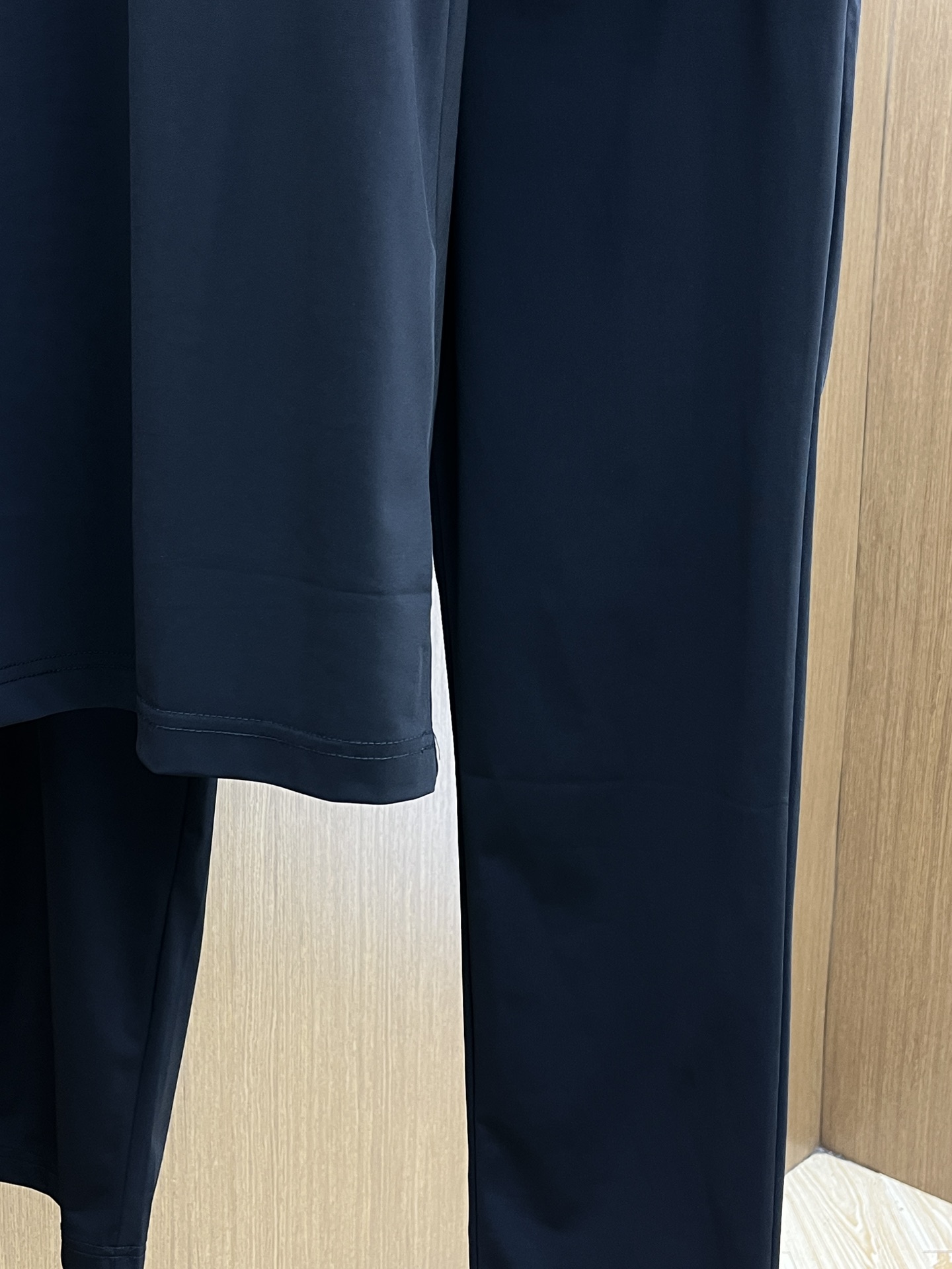 新款/套 Mon 🔥s春夏新品休闲套装 独家定制透气冰丝棉面料，明星最爱时装味休闲简单大方 刺绣织带设计