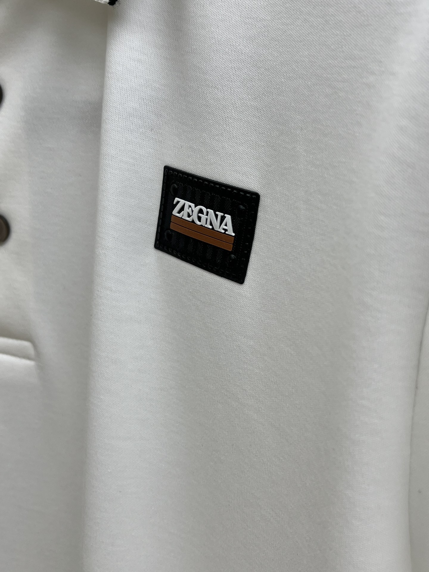 新品 ZZ 🔥🔥春夏新品细纹珠地商务Polo，极简的衣身造型！顶级针织棉质混纺质地 整体的触感极为舒适，