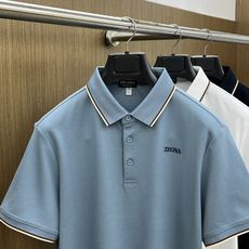 新品 ZZ 🔥🔥春夏新品细纹珠地商务Polo,极简的衣身造型!顶级针织棉质混纺质地 整体的触感极为舒适, 新品 ZZ 🔥🔥春夏新品细纹珠地商务Polo,极简的衣身造型!顶级针织棉质混纺质地 整体的触感极为舒适,