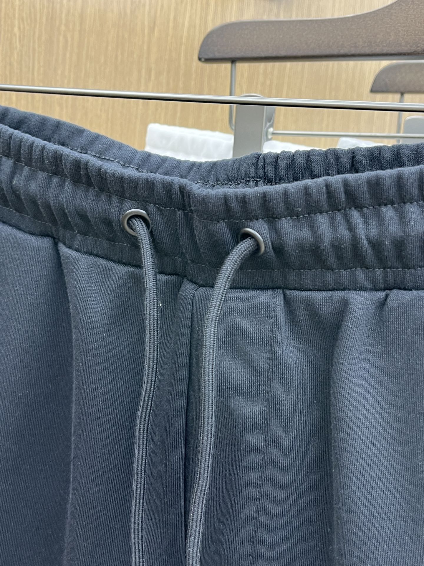 “New Summer Men’s Leisure Shorts by P528CH: Custom Fabric, Comfortable, Stylish Design” - 图片 3