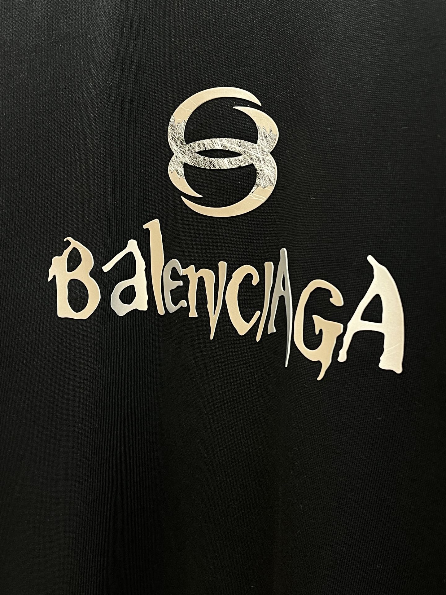 新款/套 BBG 🔥春夏最新款休闲短裤短袖套装，男女款👫 贸易公司渠道稀出，同步官网发售！基本每一季都会