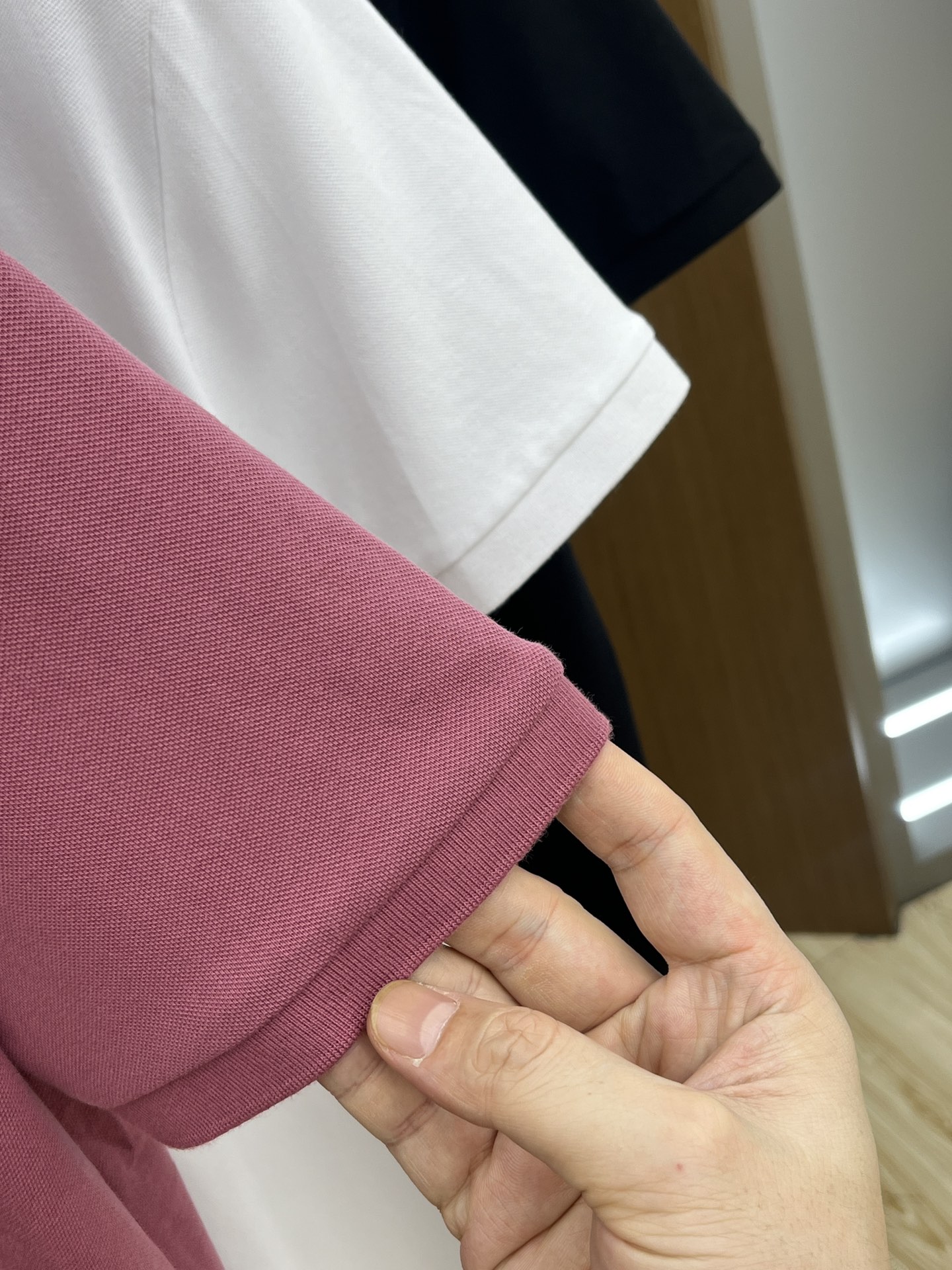 新款 Guc 🔥🔥春夏新款男士短袖Polo衫，品牌最新设计元素！既不单调也不复杂,恰到好处的展现品味！客