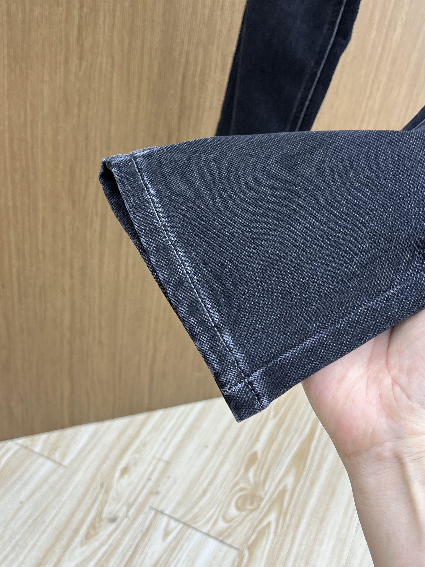 新品 BOSS 🔥🔥高端定制、2025早春最新款牛仔裤 柜台同步发售 原版定制复刻 客供五金辅料 原单品