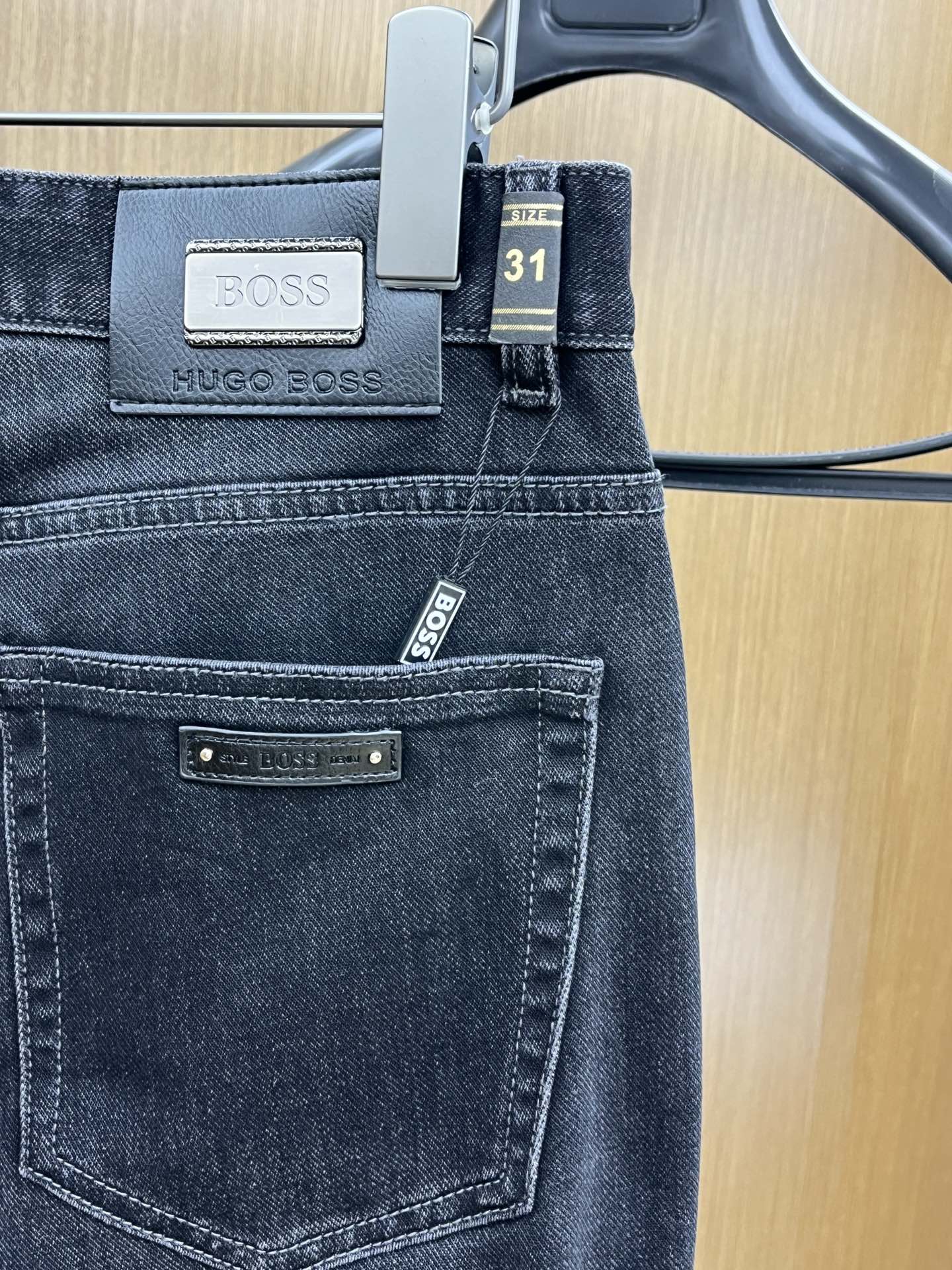 新品 BOSS 🔥🔥高端定制、2025早春最新款牛仔裤 柜台同步发售 原版定制复刻 客供五金辅料 原单品