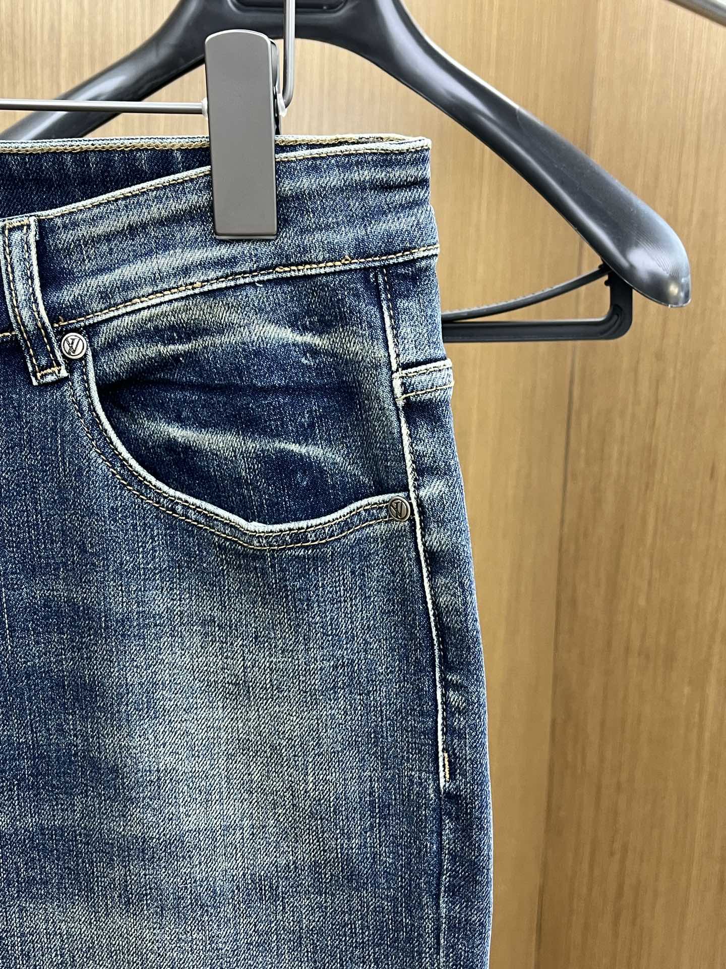新品 LV 🔥🔥高端定制、2025早春最新款牛仔裤 柜台同步发售 原版定制复刻 客供五金辅料 原单品质 