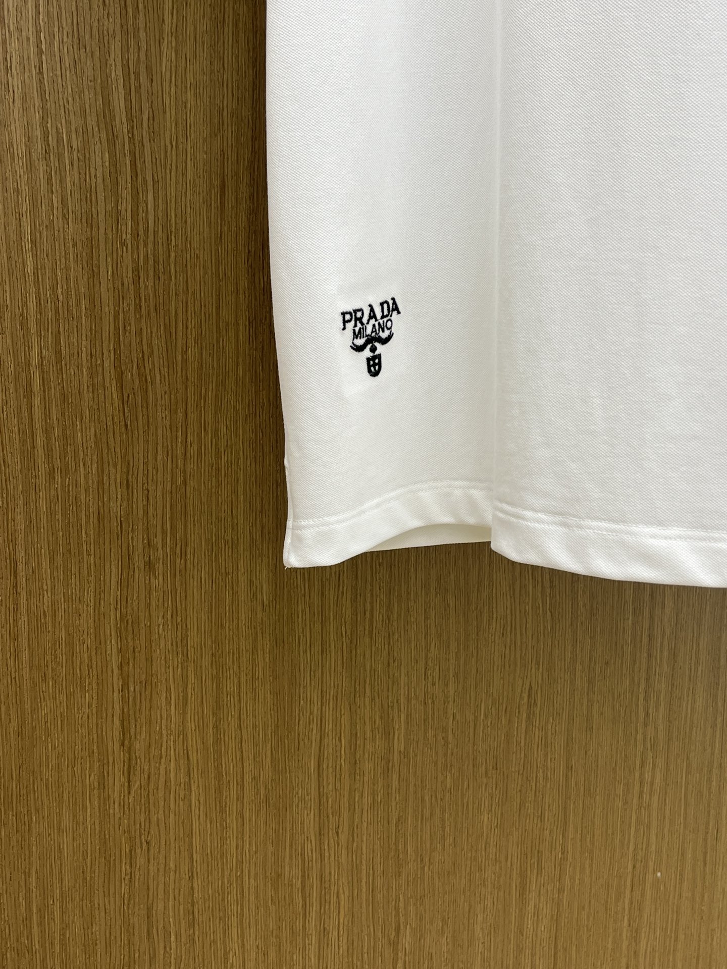  PD 🔥🔥热销款纯棉短袖，面料经典标识图案logo时尚简约潮流短袖，最顶级的品质原单短袖，顶级制作工艺