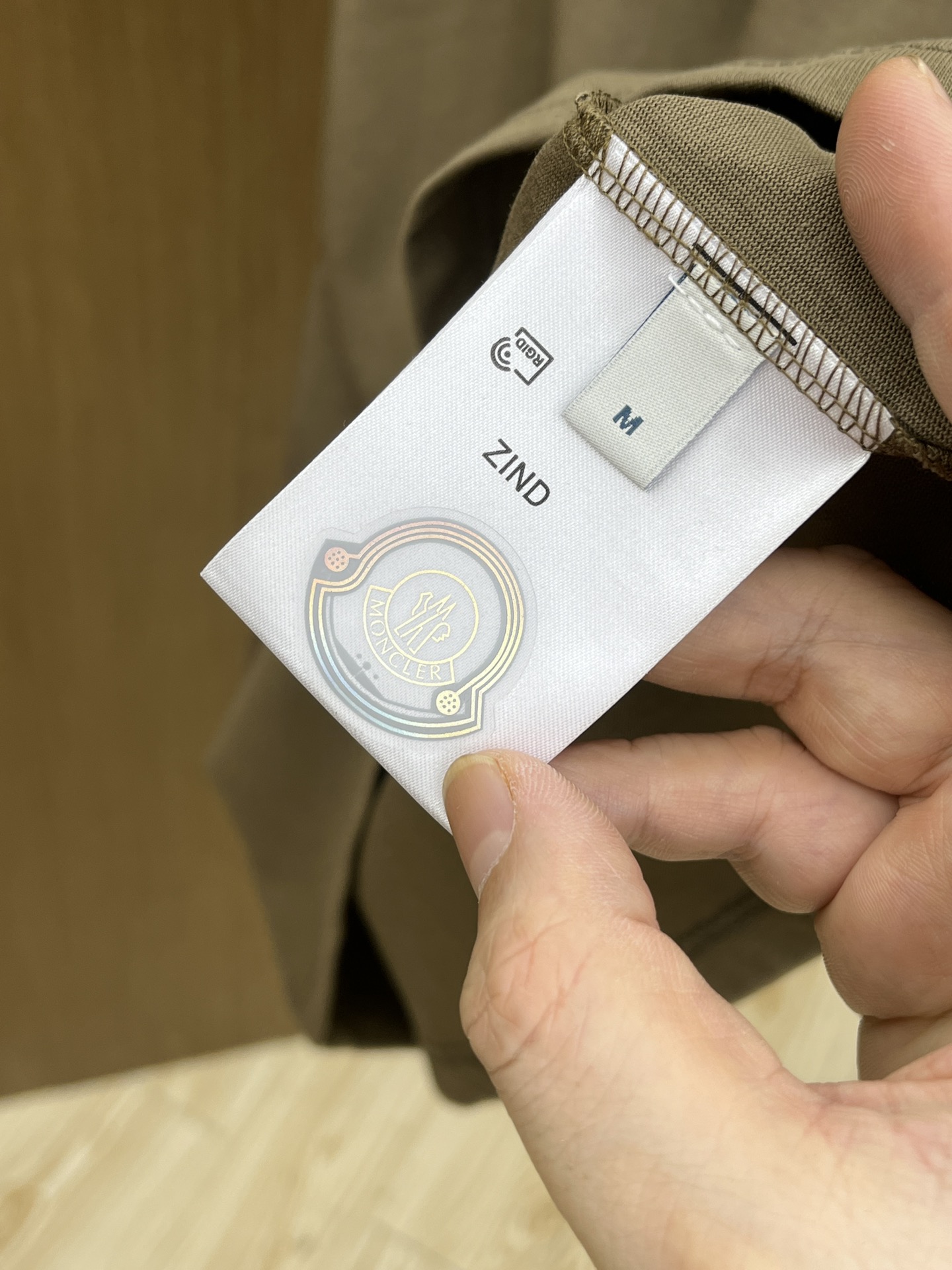 新品 Mon 🔥春夏新款男女同款👫短袖圆领T恤，极具个性高级风，标志logo印花工艺设计！定制纯棉面料！