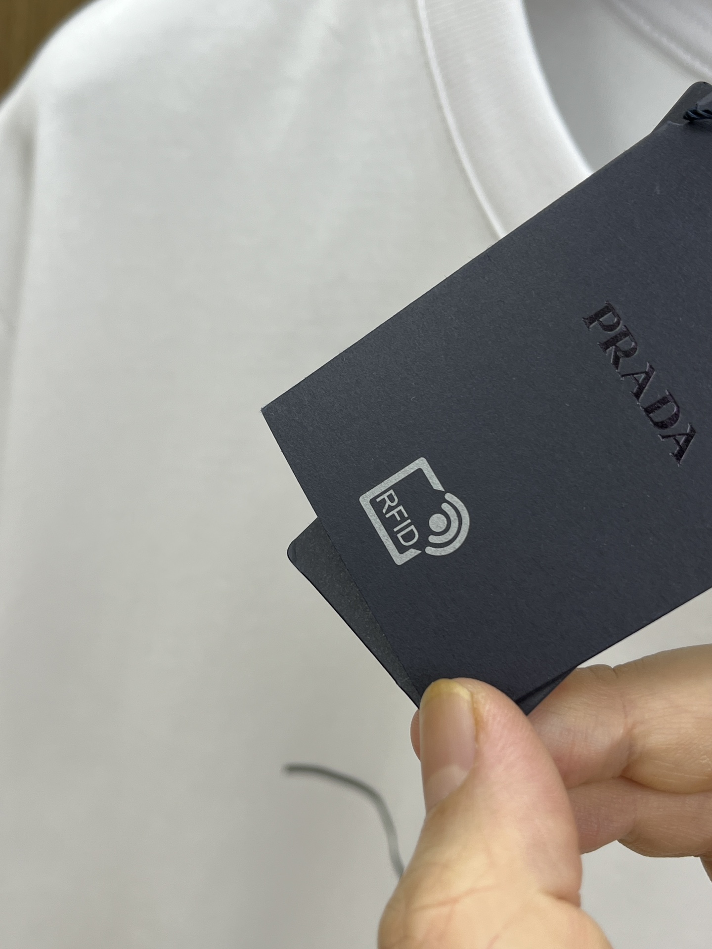 新品 PD 🔥🔥春夏新款男女同款👫短袖圆领T恤，极具个性高级风，标志logo印花工艺设计！定制纯棉面料！