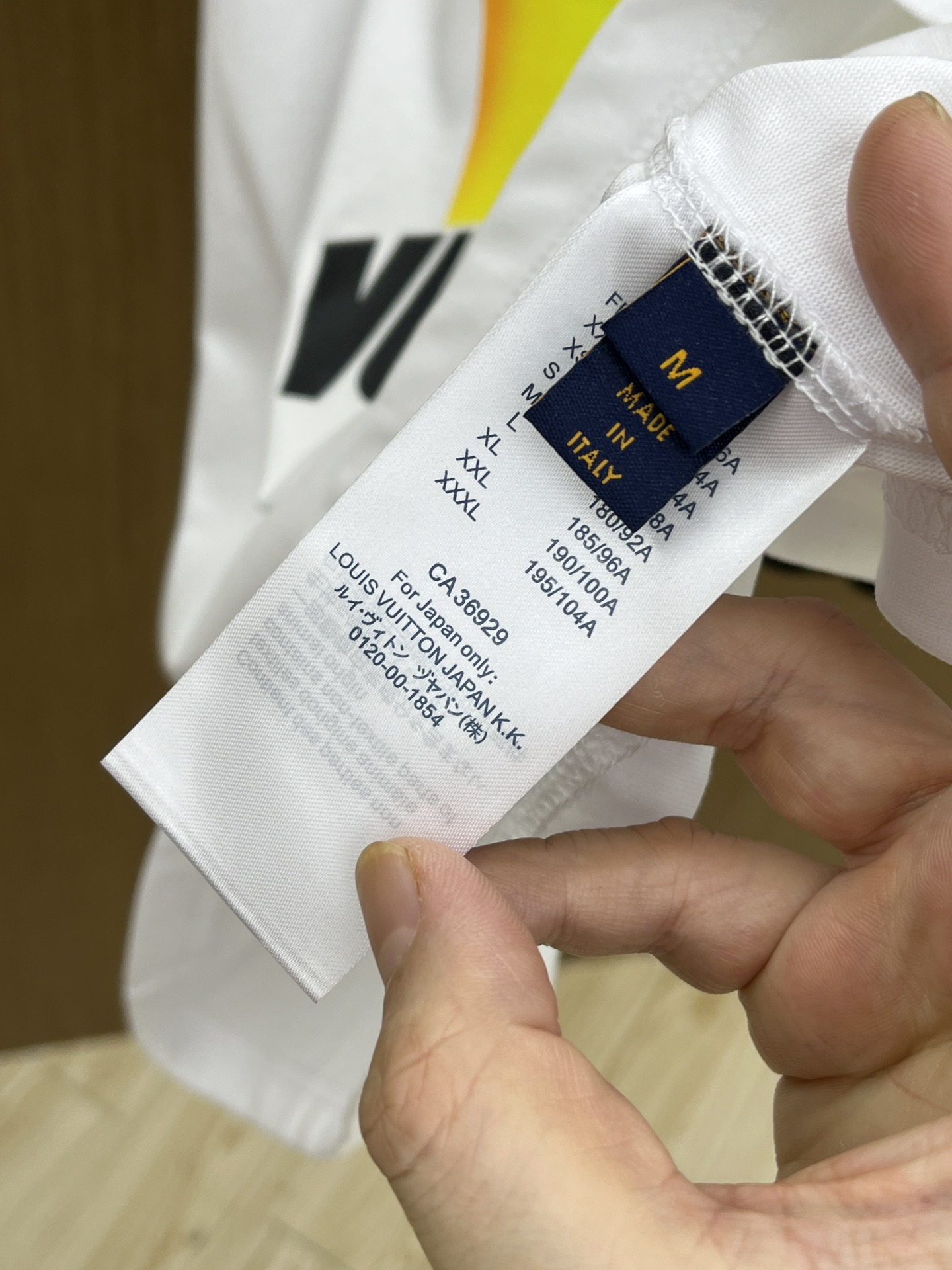 新品 LV 🔥🔥春夏新款男女同款👫短袖圆领T恤，极具个性高级风，标志logo印花工艺设计！定制纯棉面料！