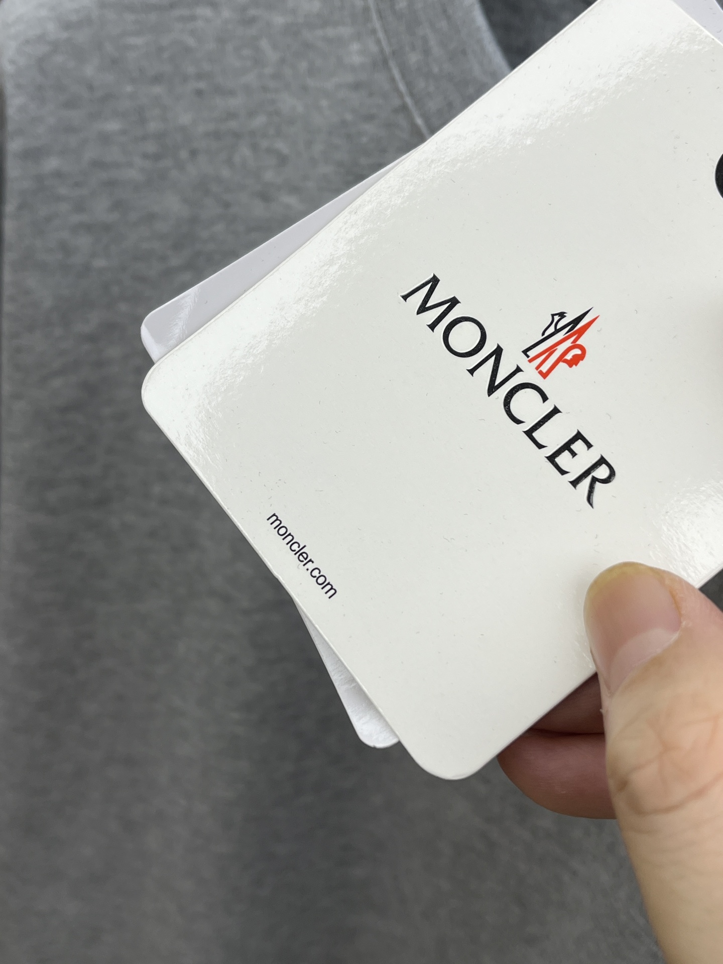 新品 Mon 🔥🔥春夏新款男女同款👫短袖圆领T恤，极具个性高级风，标志logo印花工艺设计！定制纯棉面料