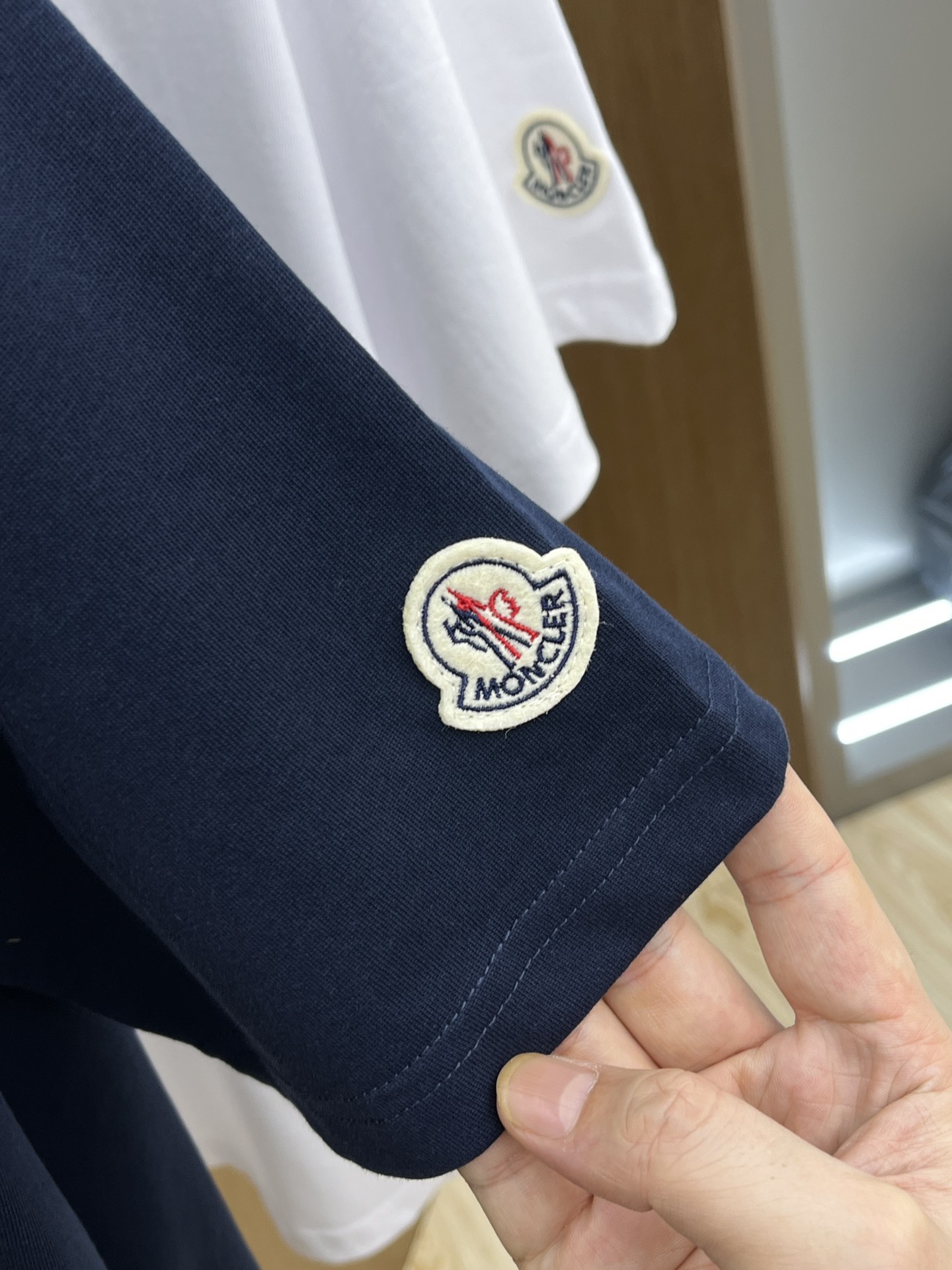 新品 Mon 🔥🔥春夏新款男女同款👫短袖圆领T恤，极具个性高级风，标志logo印花工艺设计！定制纯棉面料