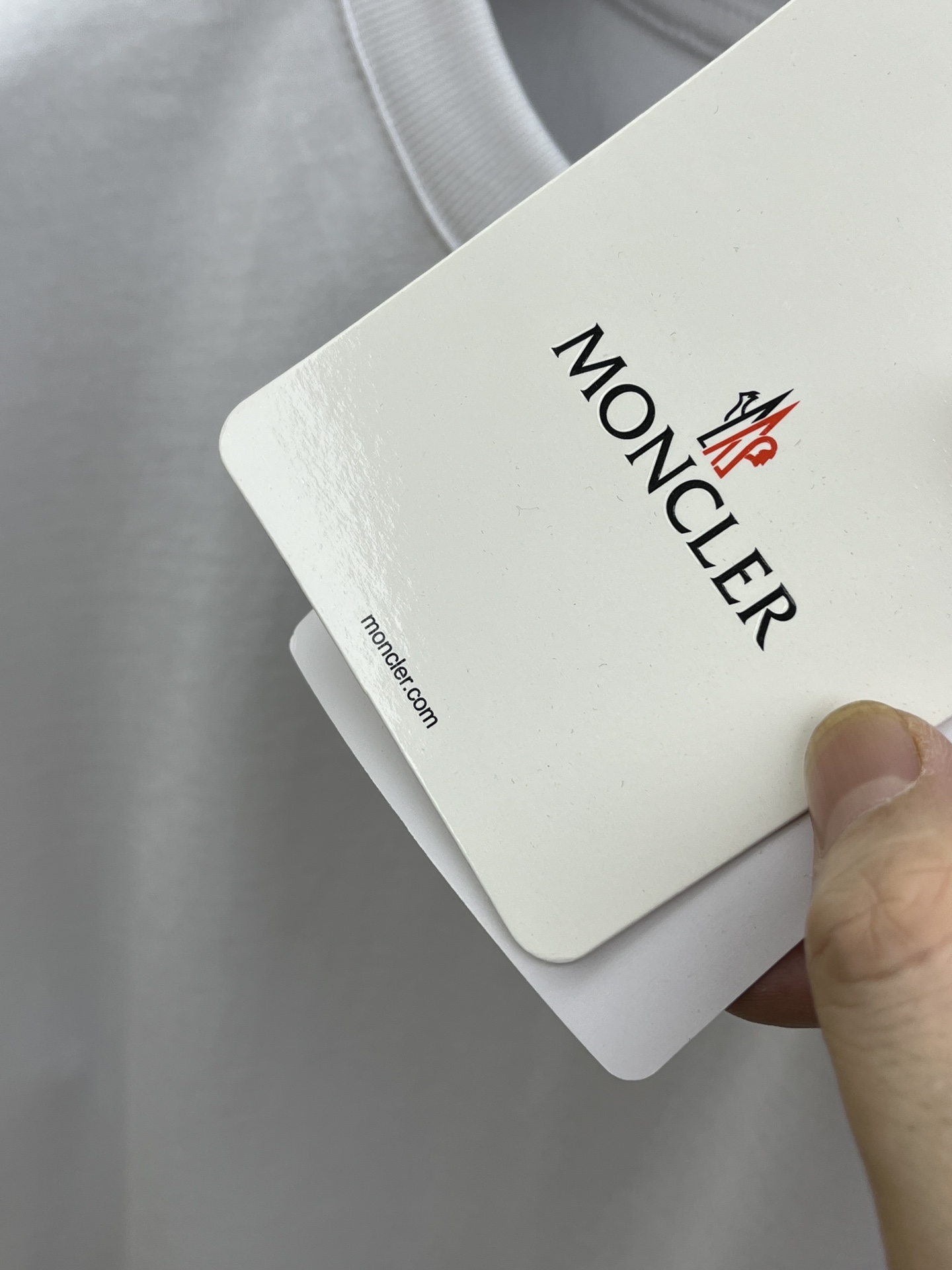 新品 Mon 🔥🔥春夏新款男女同款👫短袖圆领T恤，极具个性高级风，标志logo印花工艺设计！定制纯棉面料