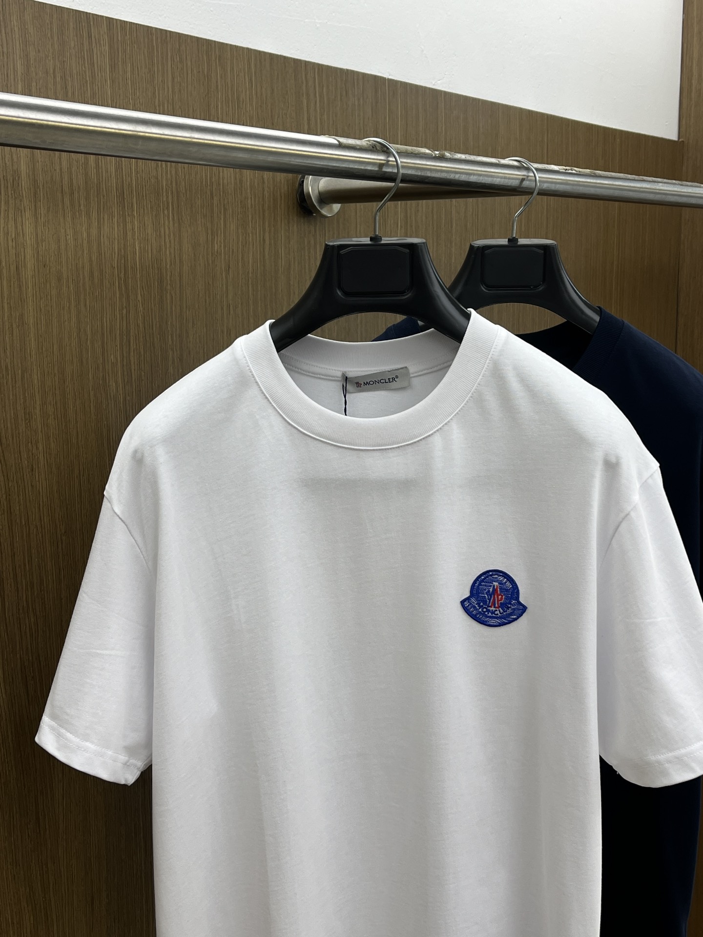 新品 Mon 🔥🔥春夏新款男女同款👫短袖圆领T恤，极具个性高级风，标志logo印花工艺设计！定制纯棉面料