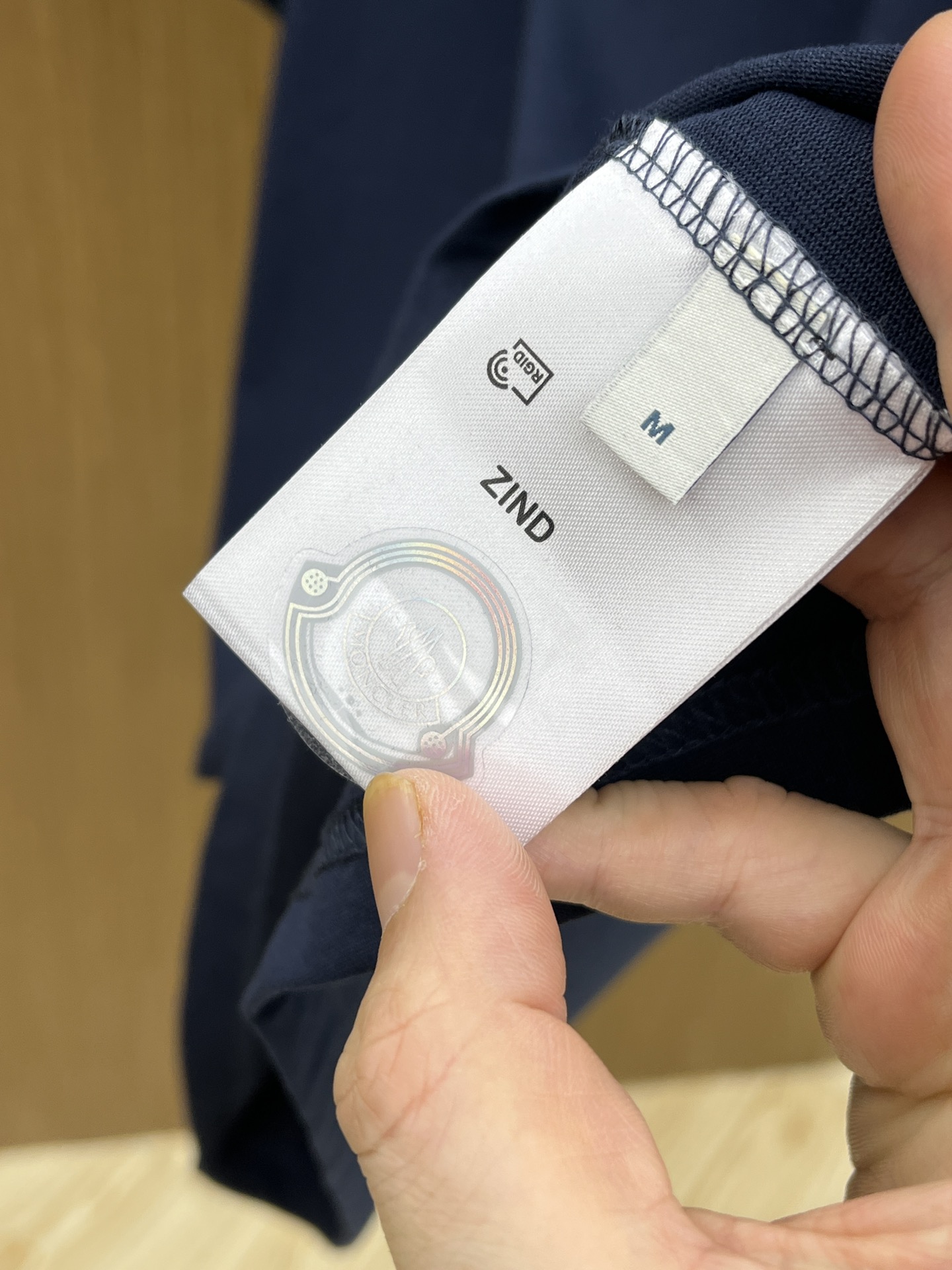 新品 Mon 🔥🔥春夏新款男女同款👫短袖圆领T恤，极具个性高级风，标志logo印花工艺设计！定制纯棉面料