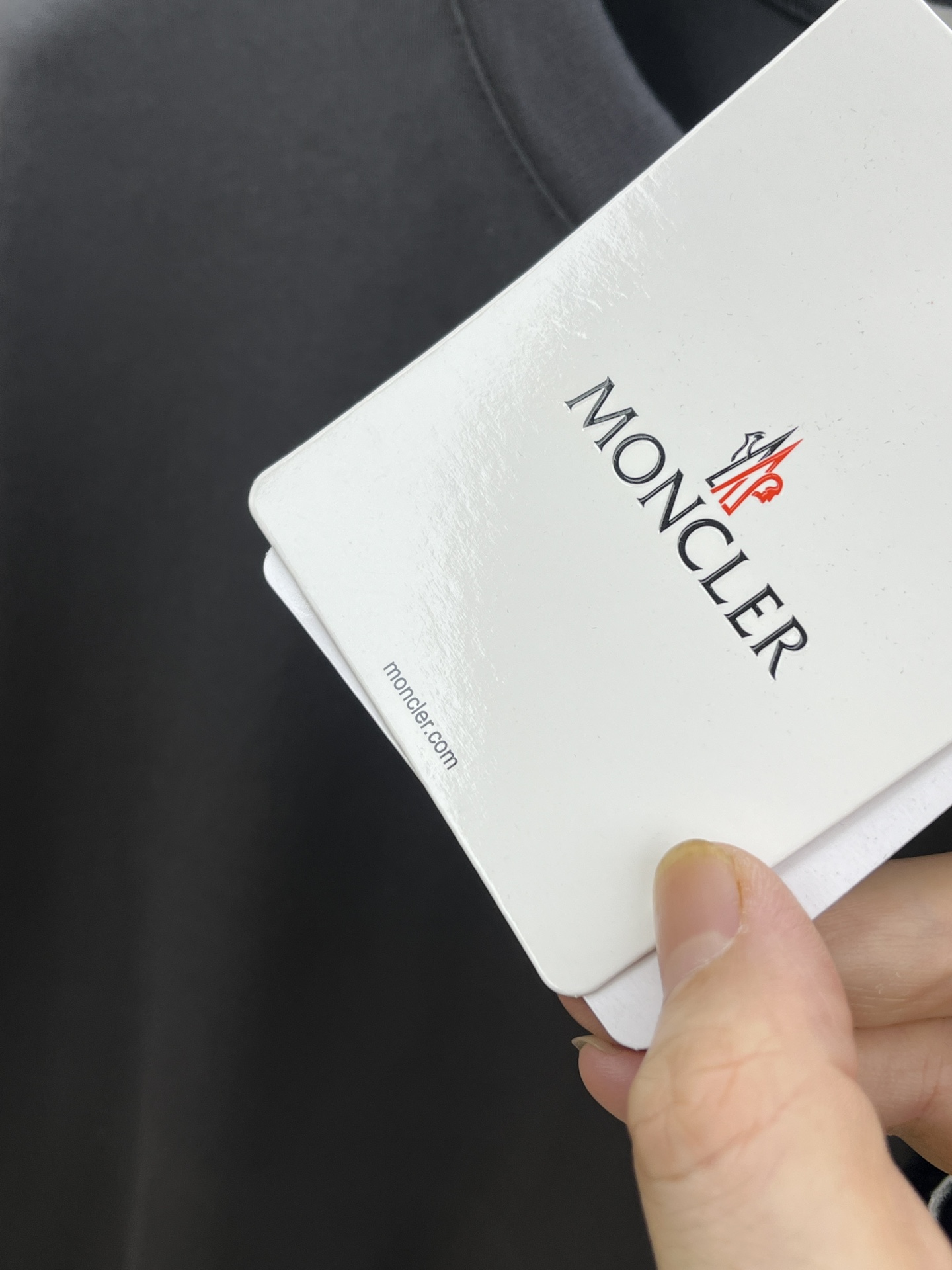 新品 Mon 🔥🔥春夏新款男女同款👫短袖圆领T恤，极具个性高级风，标志logo印花工艺设计！定制纯棉面料