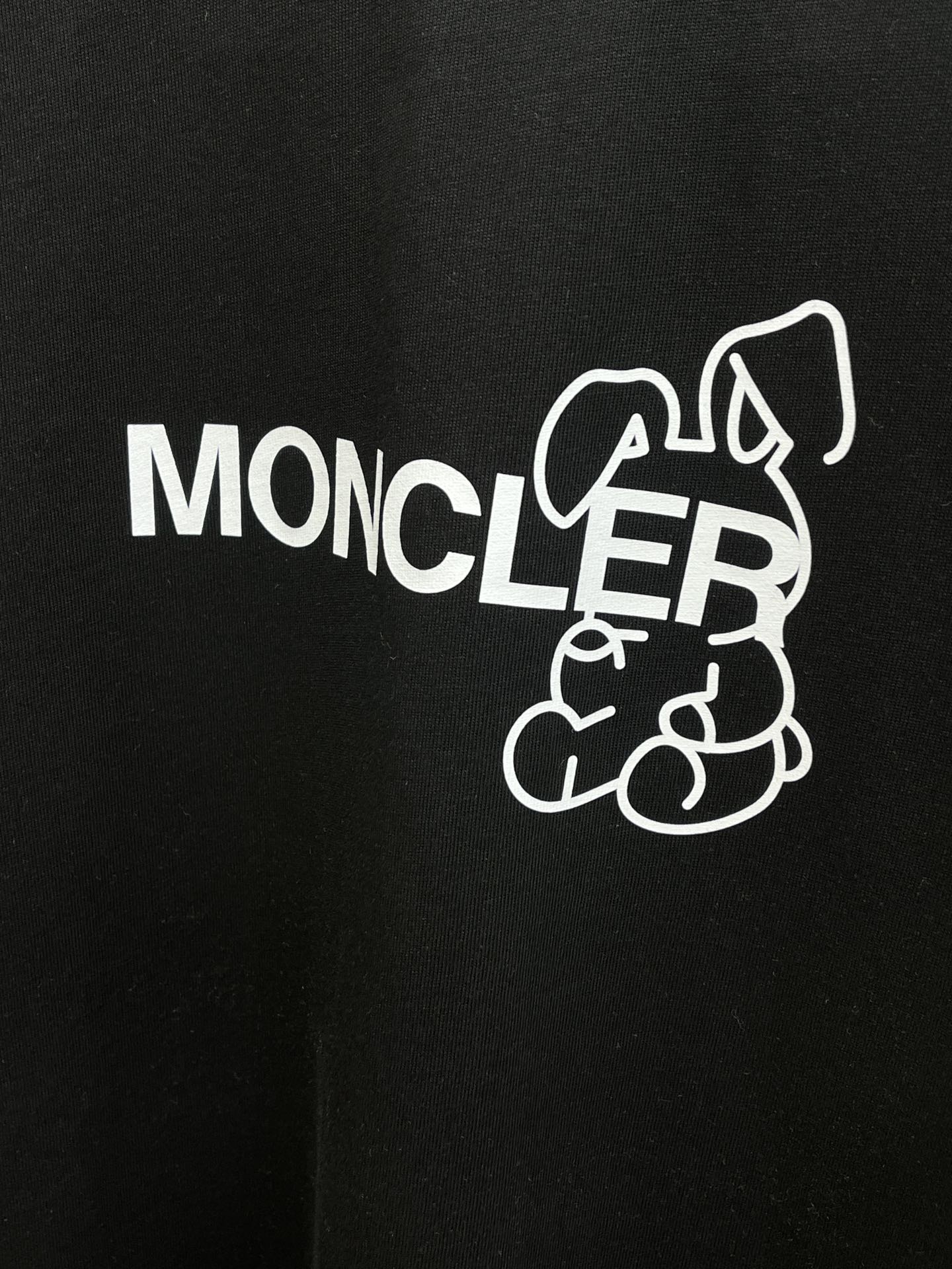 新品 Mon 🔥🔥春夏新款男女同款👫短袖圆领T恤，极具个性高级风，标志logo印花工艺设计！定制纯棉面料