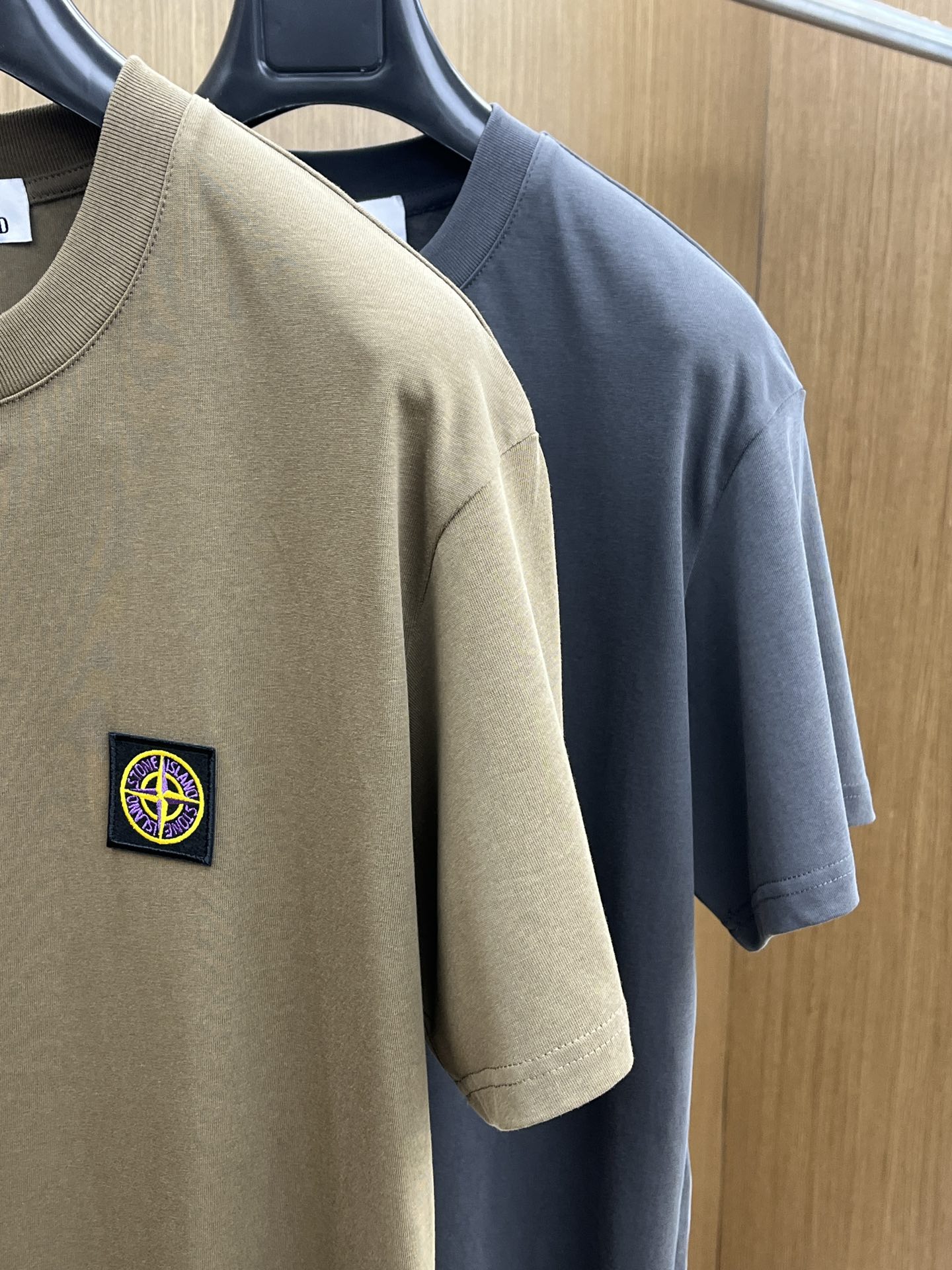 新品 STO 🔥🔥春夏新款男女同款👫短袖圆领T恤，极具个性高级风，标志logo印花工艺设计！定制纯棉面料